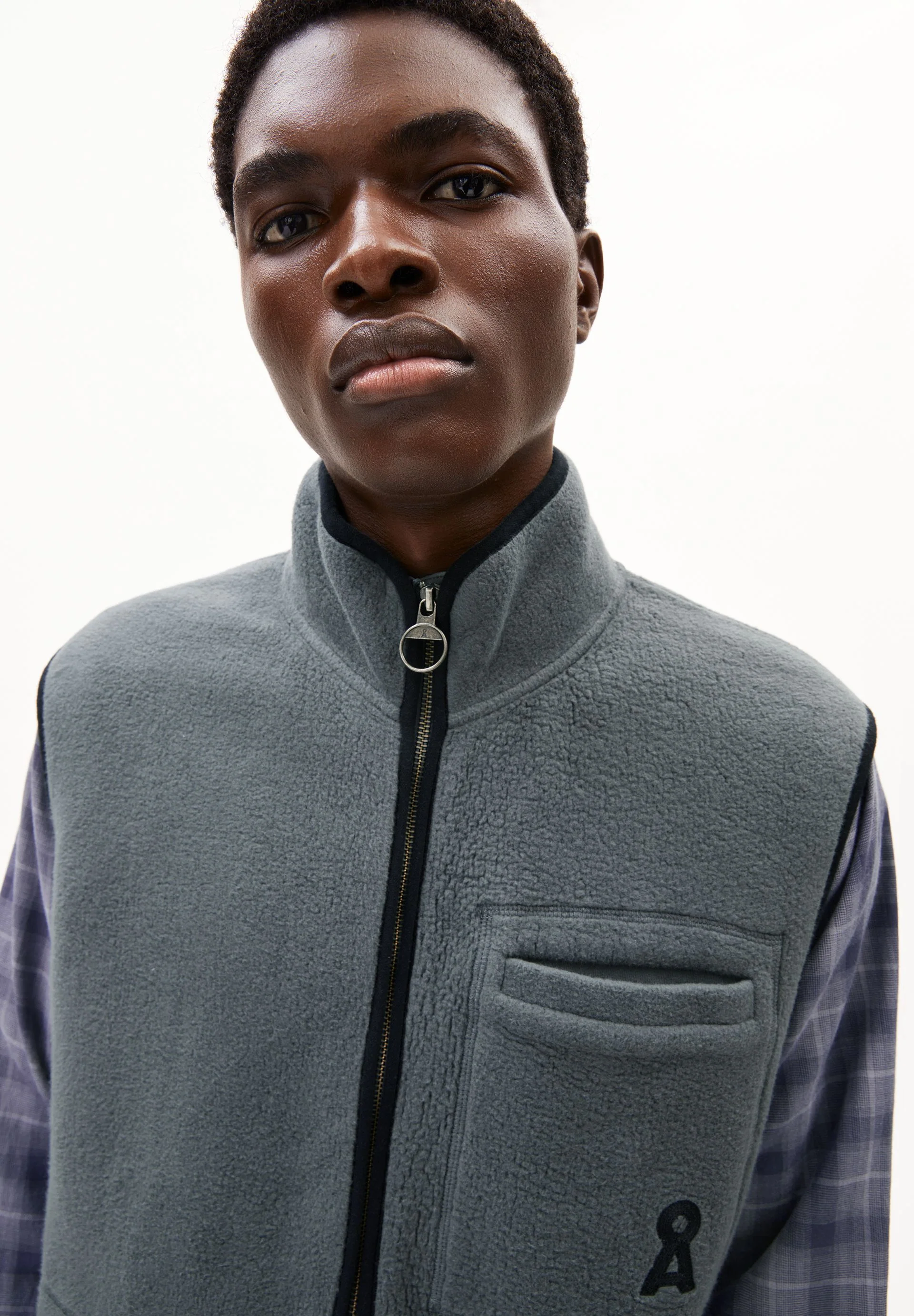 AABLEO FLEECE VEST | space steel - Image 3