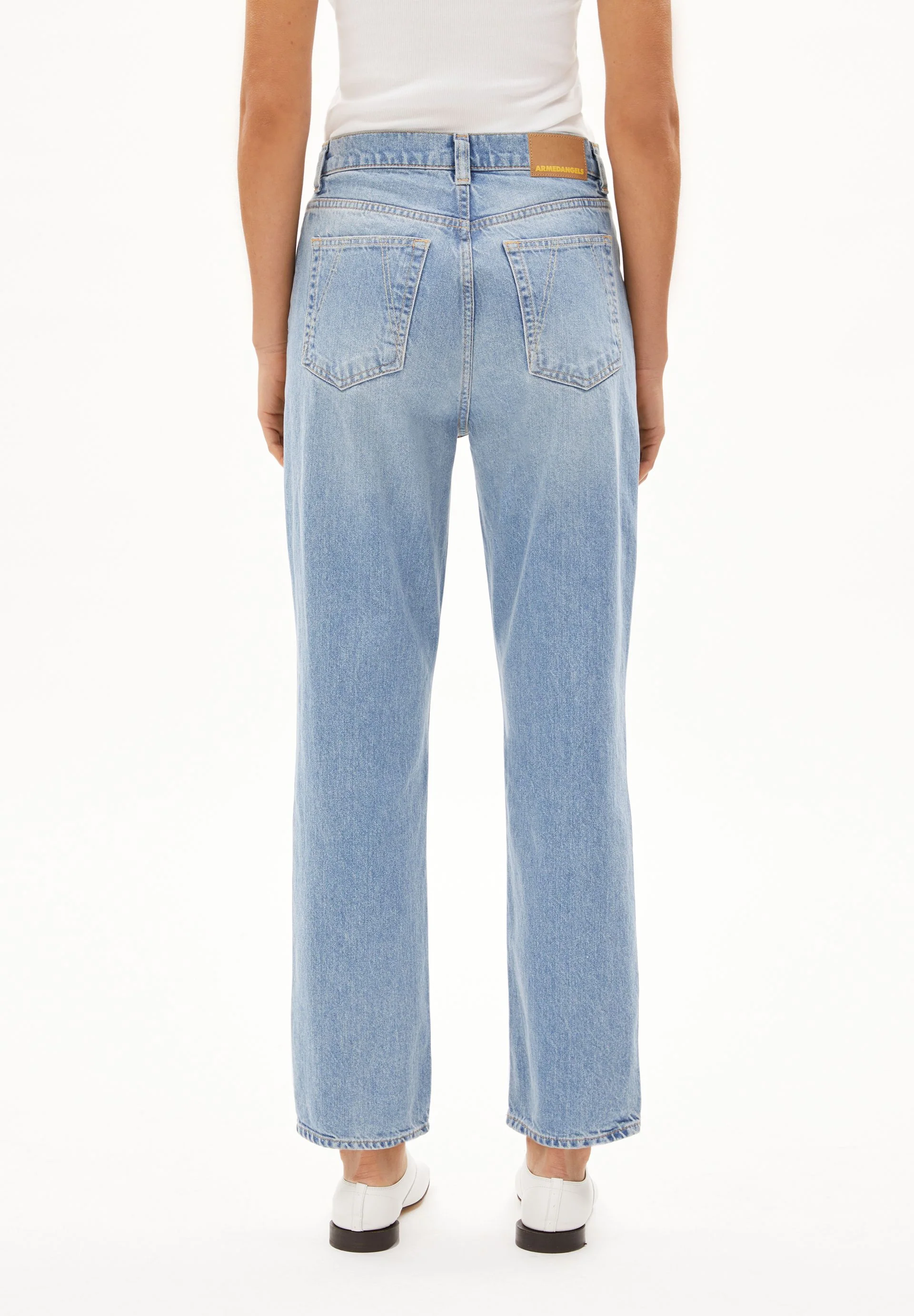 AAIKALA HIGH STRAIGHT JEANS | andromedar - Image 2