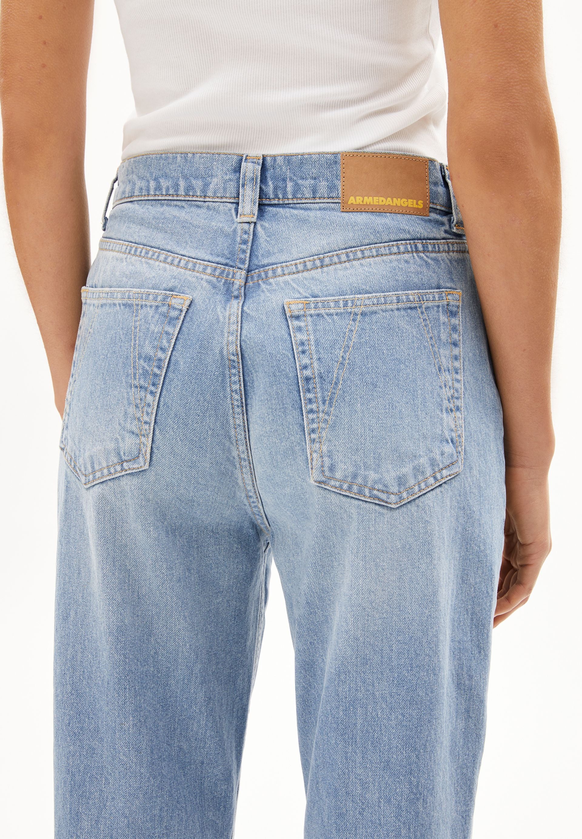 AAIKALA HIGH STRAIGHT JEANS | andromedar - Image 3