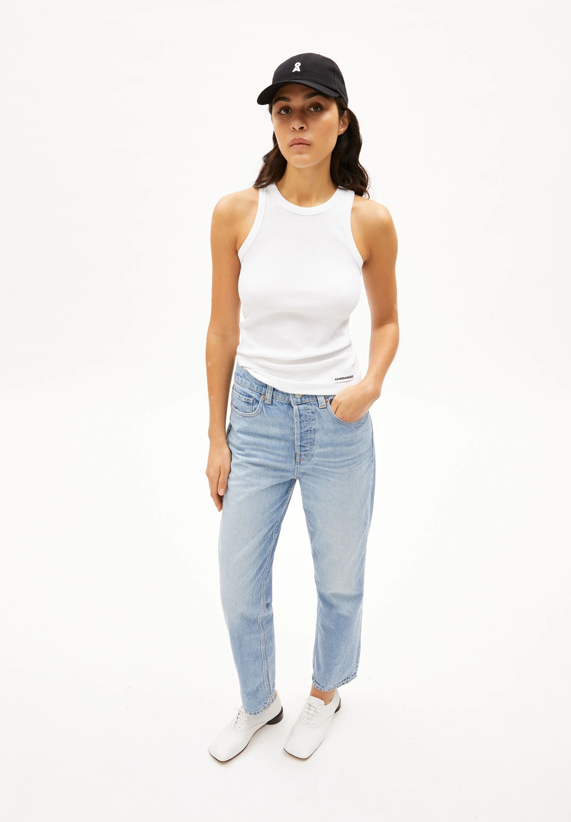 AAIKALA HIGH STRAIGHT JEANS | andromedar - Image 4