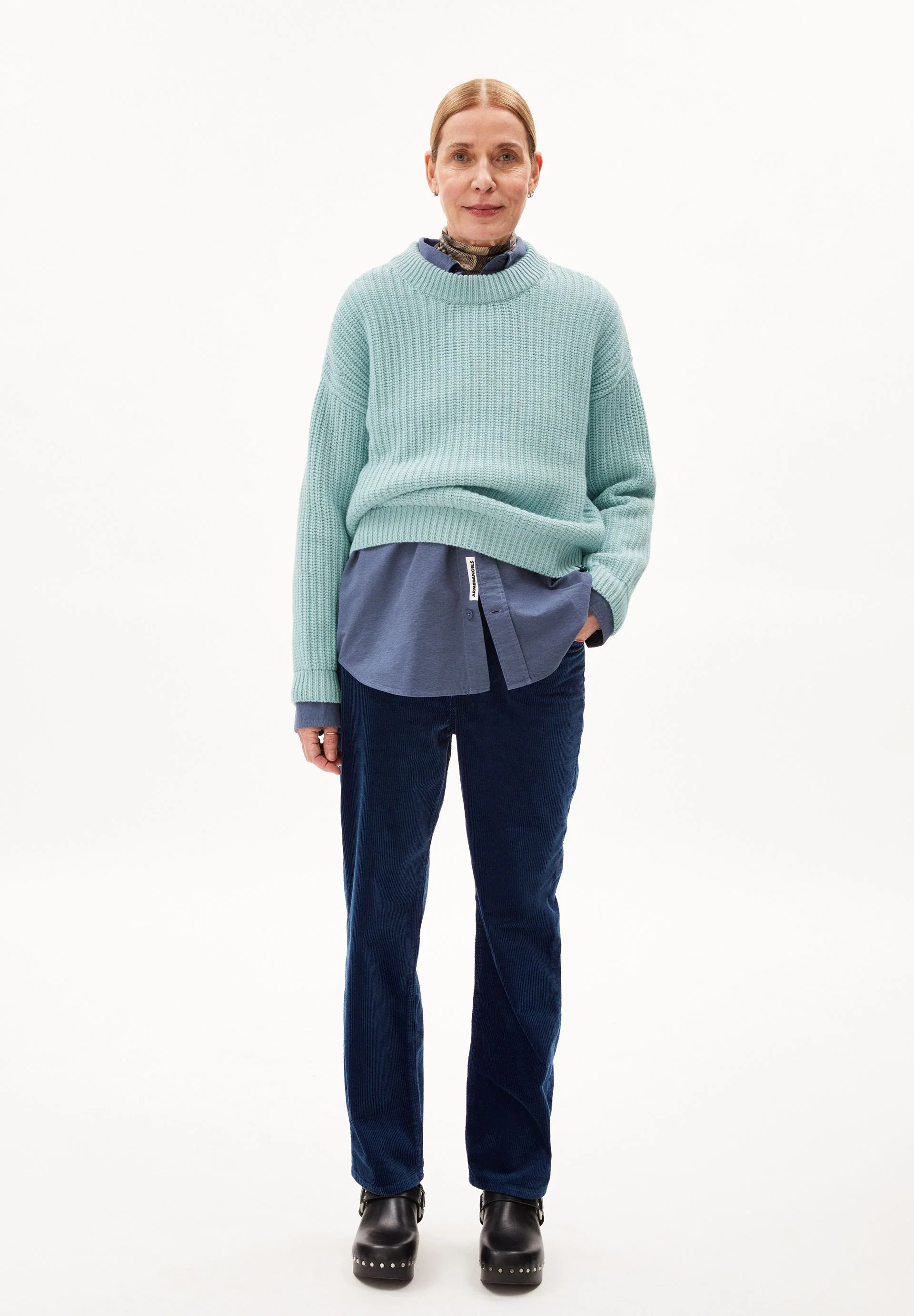 AAIKALA CORDUROY | deep sea blue - Image 5
