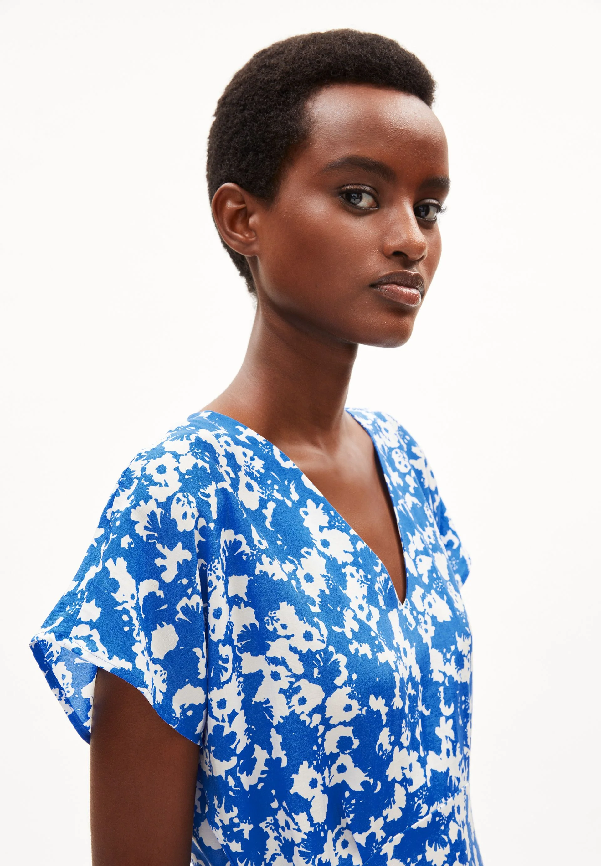 AALBINE LAPIS | warm blue - Image 3