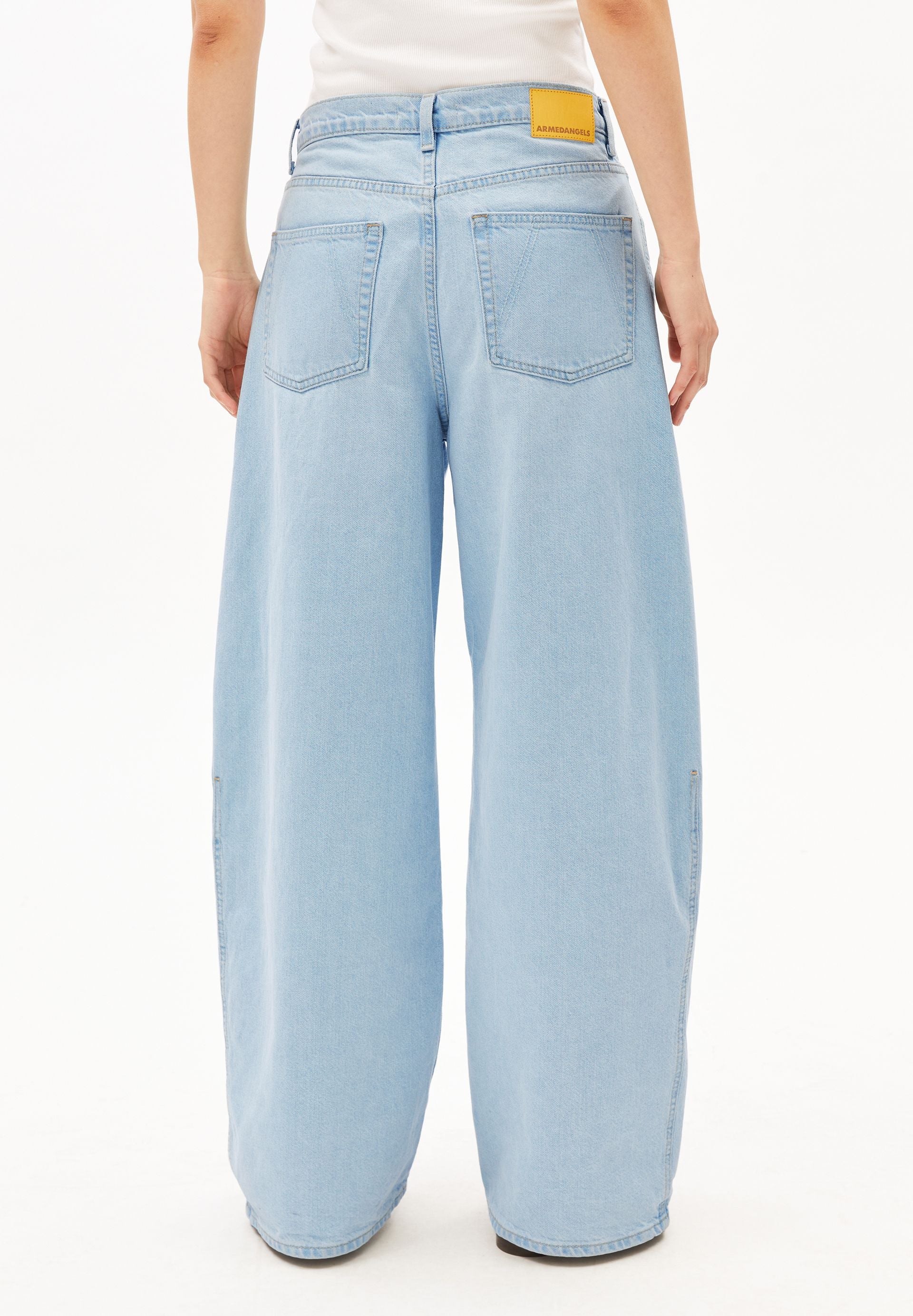 AALTHEA MID WAIST BARREL JEANS | barrea - Image 2