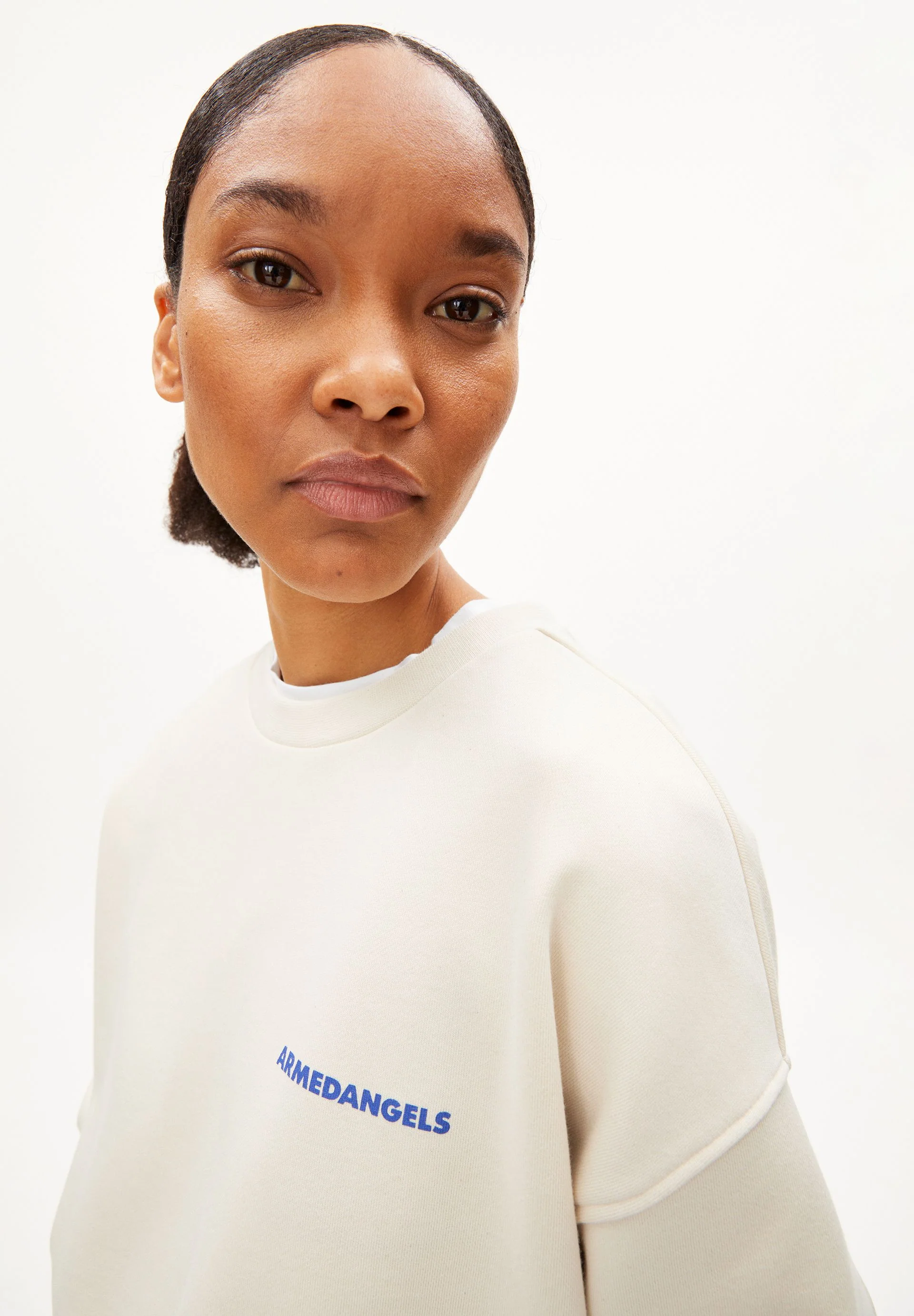 AARIN COLOMBE | undyed - Image 3