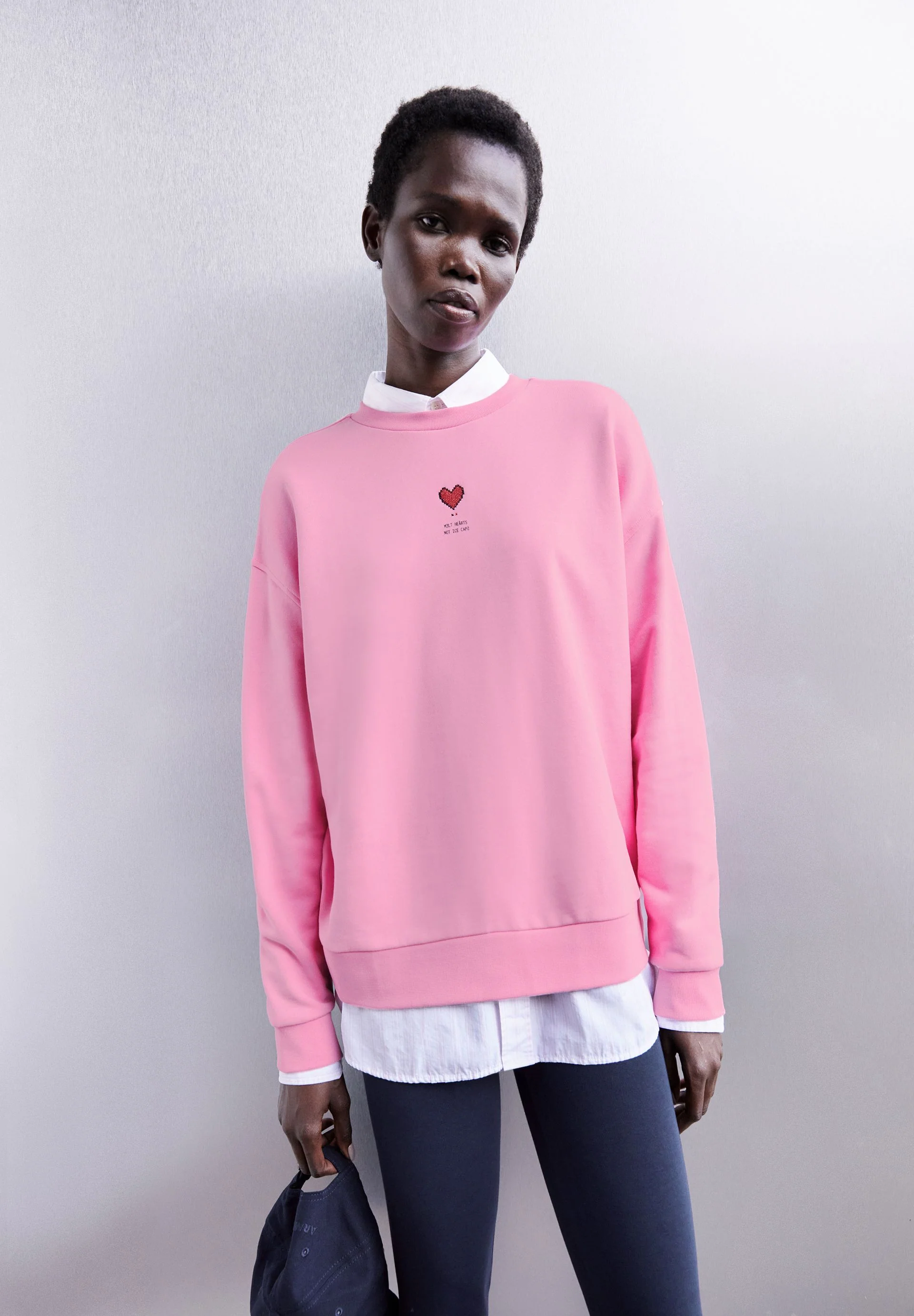 AARIN MELT HEAARTS | pink me up more - Image 4