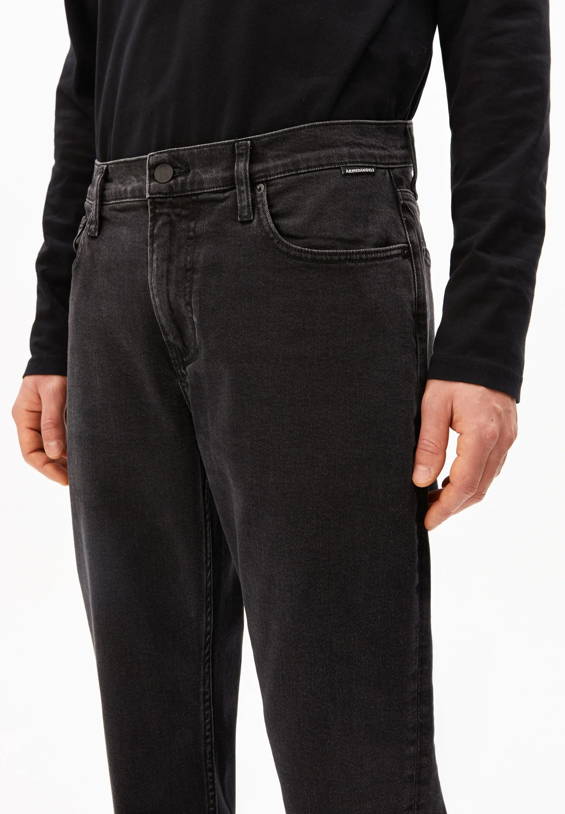 AARJO TARPA TAPERED JEANS | black washed authentic - Image 3