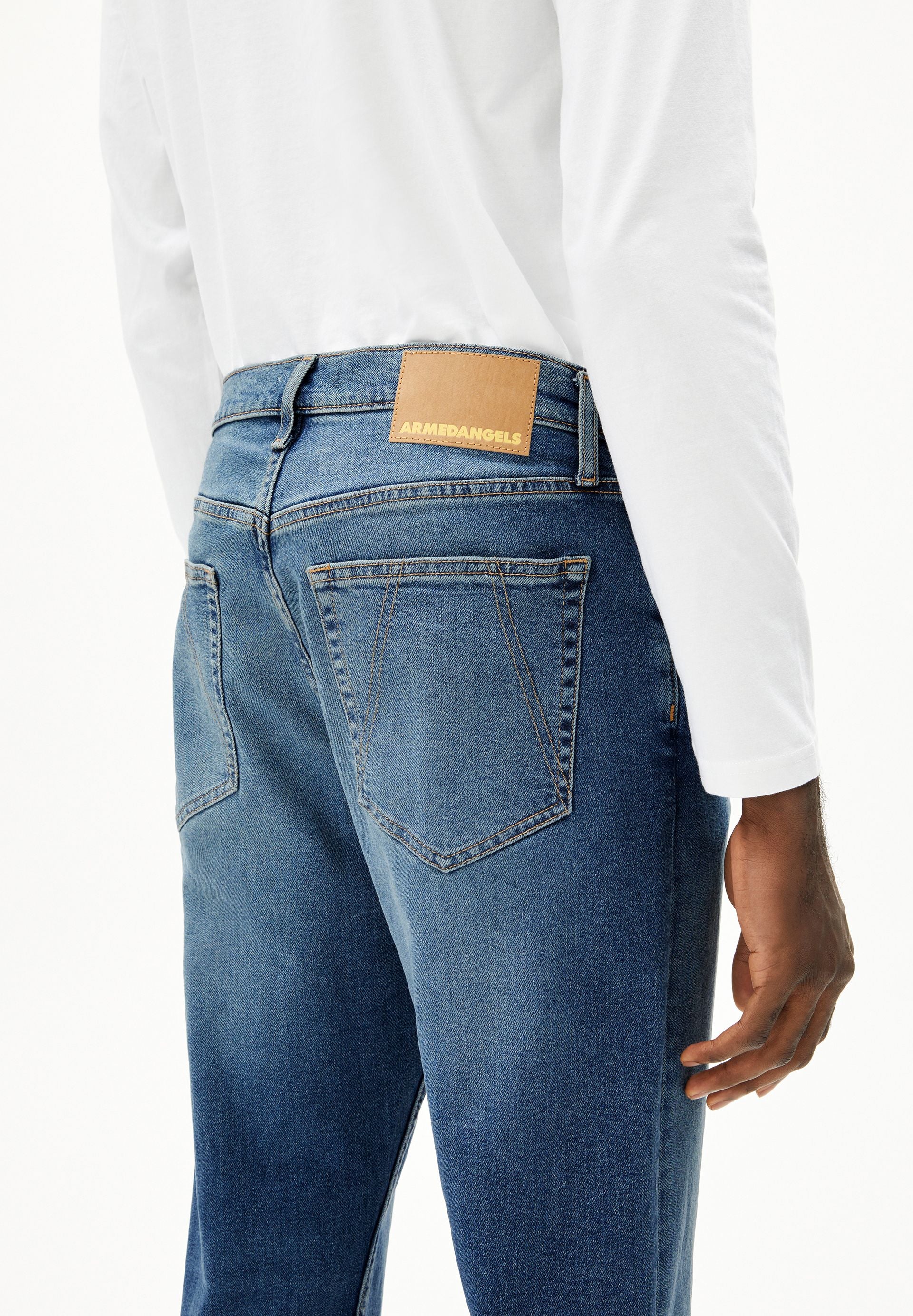 AARJO TARPA TAPERED JEANS | dive - Image 3