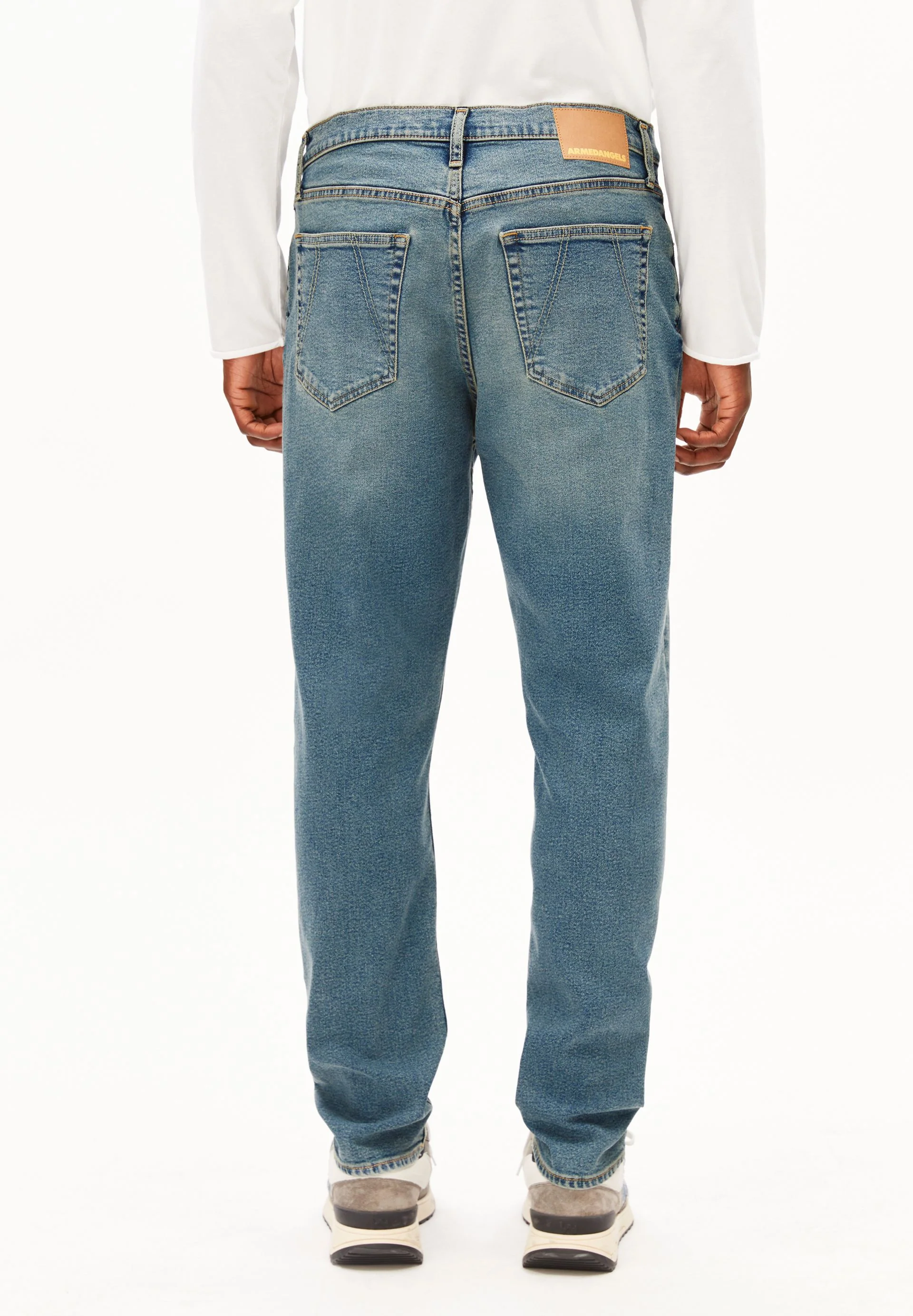 AARJO TARPA TAPERED JEANS | lule - Image 2