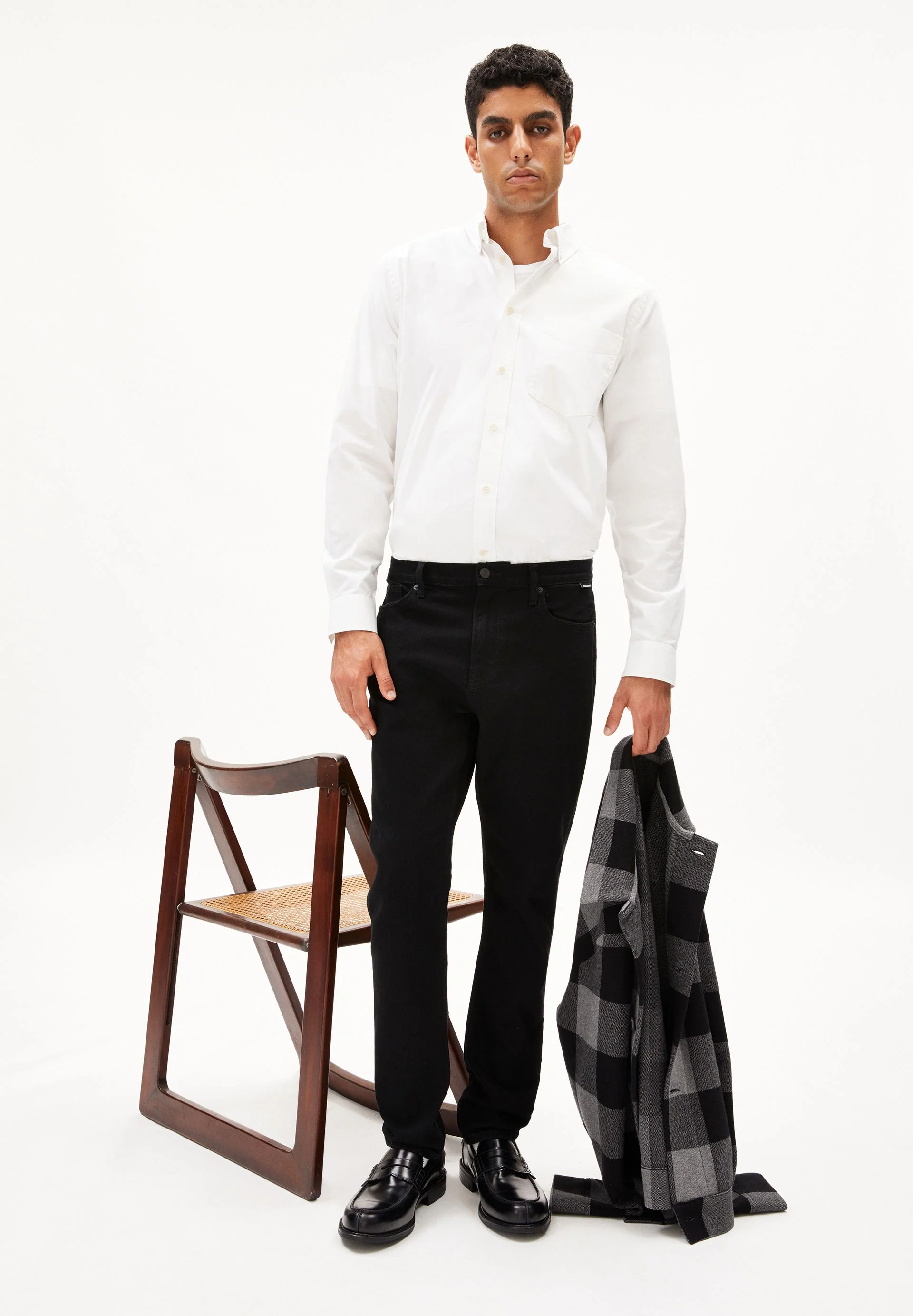 AARJO TARPA TAPERED JEANS | rinse black - Image 4