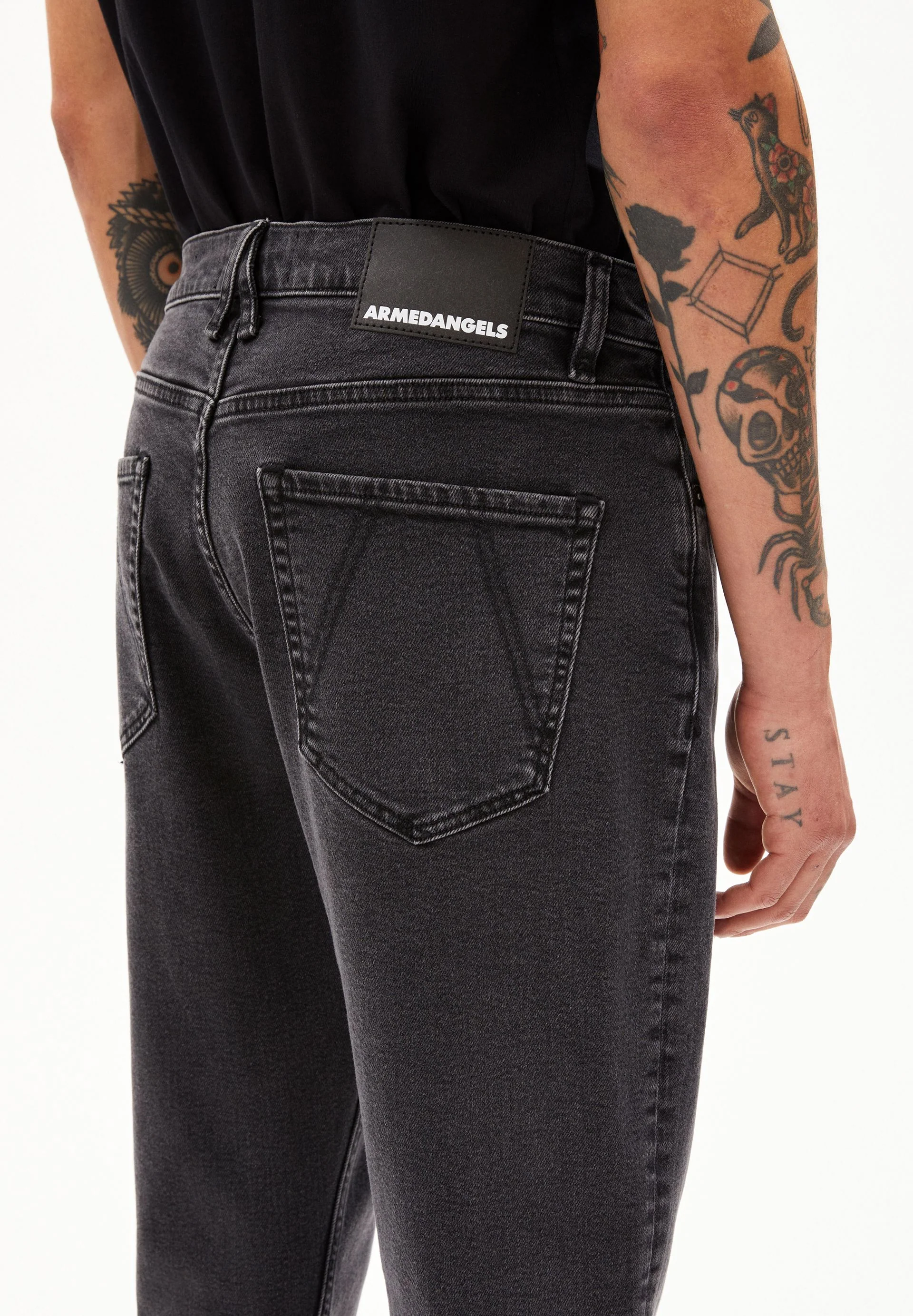 AARJO TARPA TAPERED JEANS | smoked - Image 3