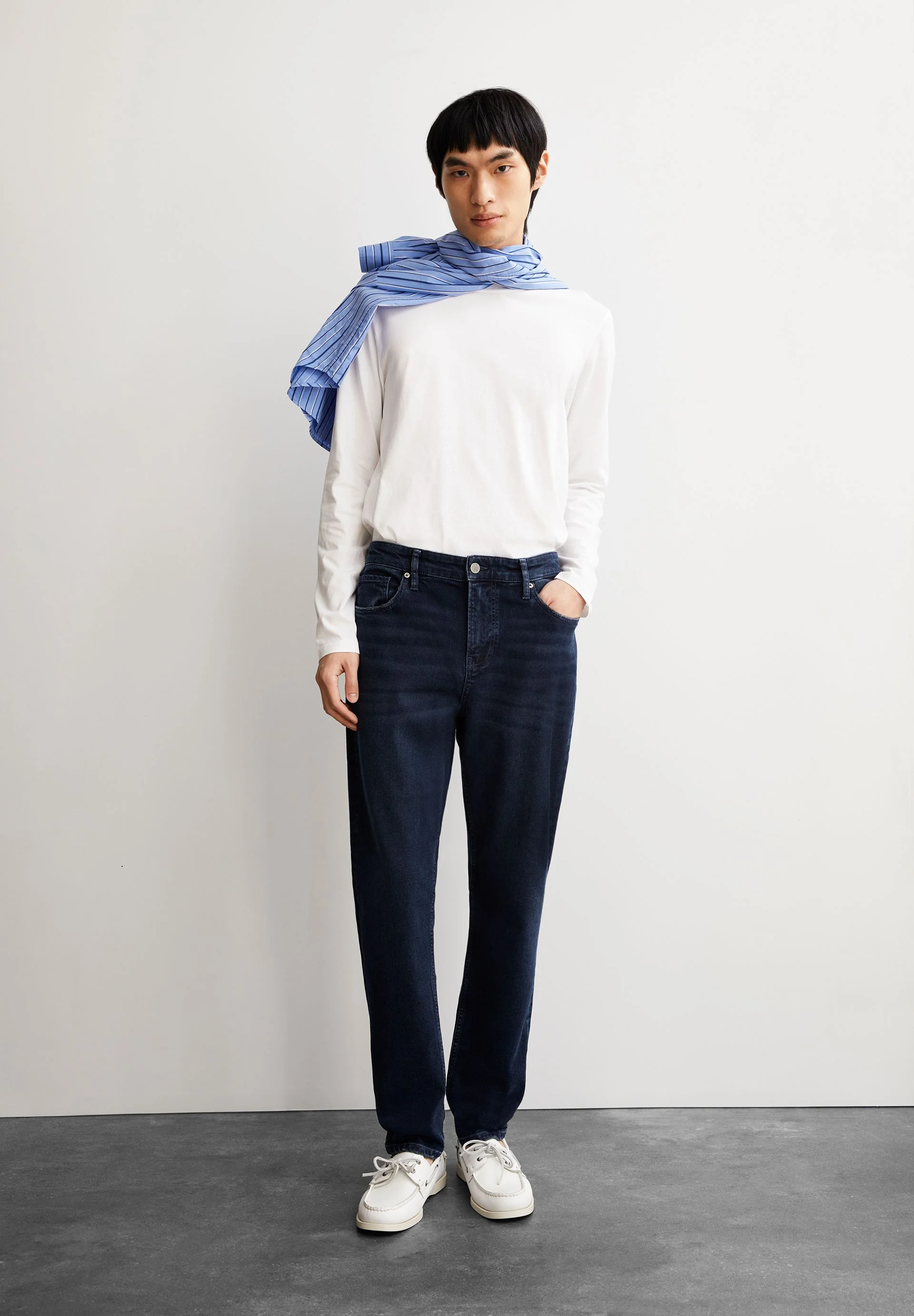 AARJO TARPA TAPERED JEANS | thone - Image 4
