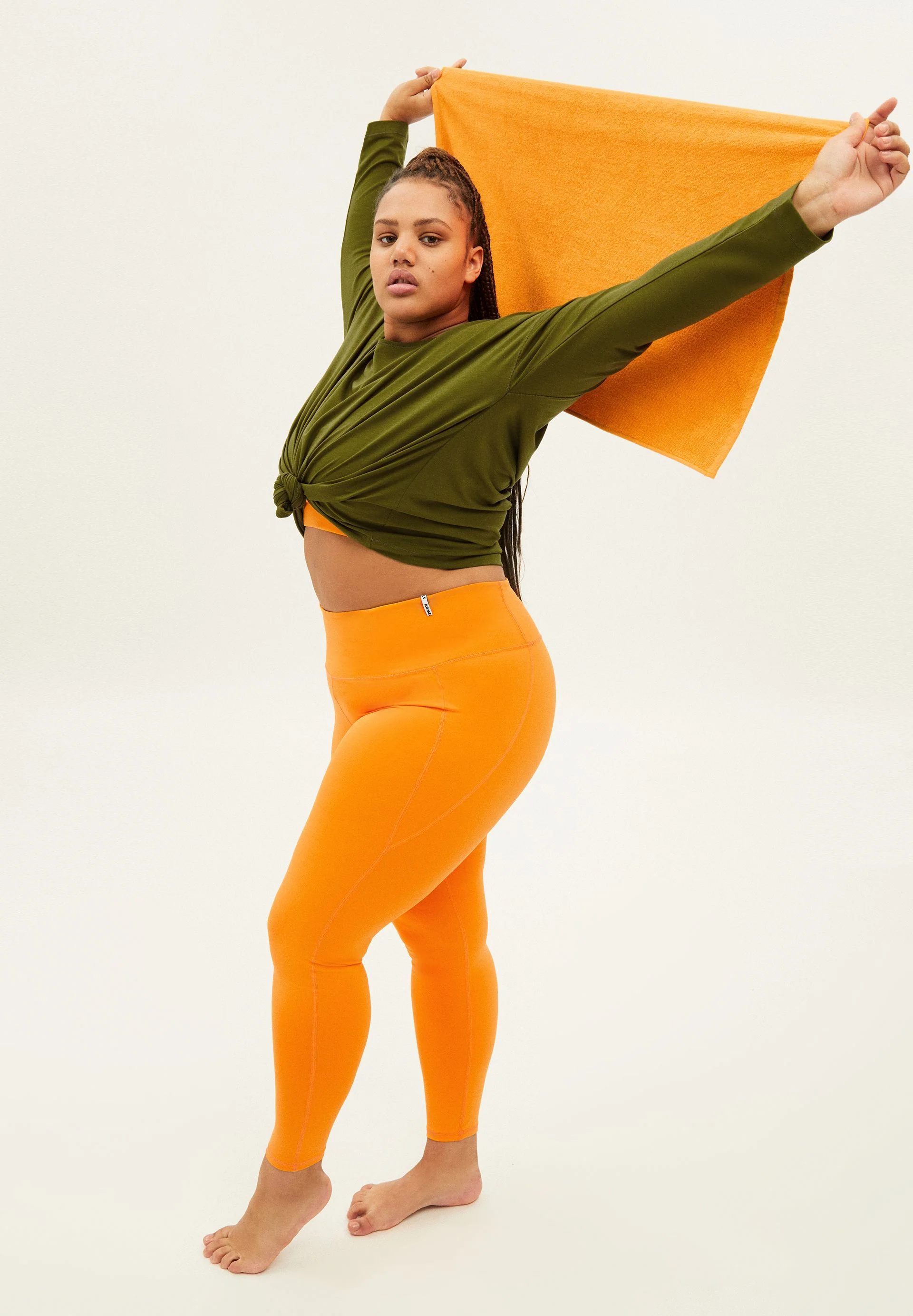 AARNI | apricot - Image 3