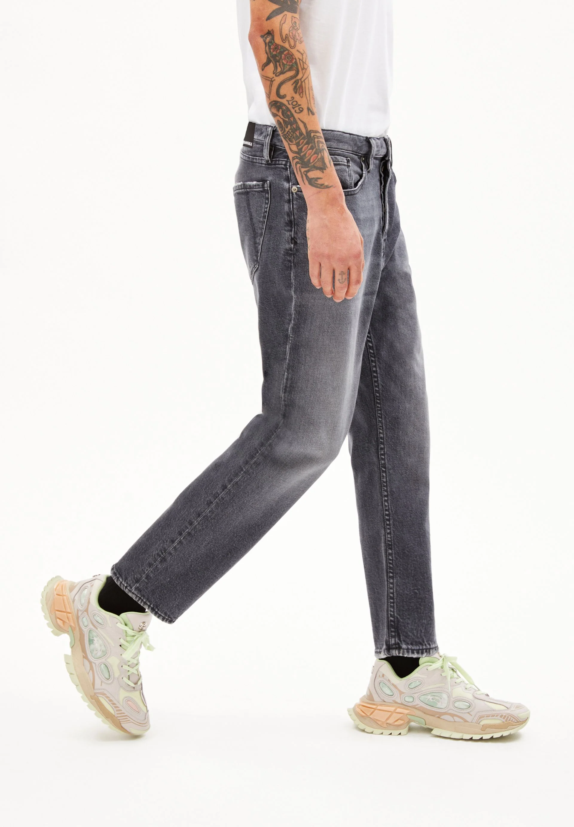 AAUSTIN | washed iron - Image 6