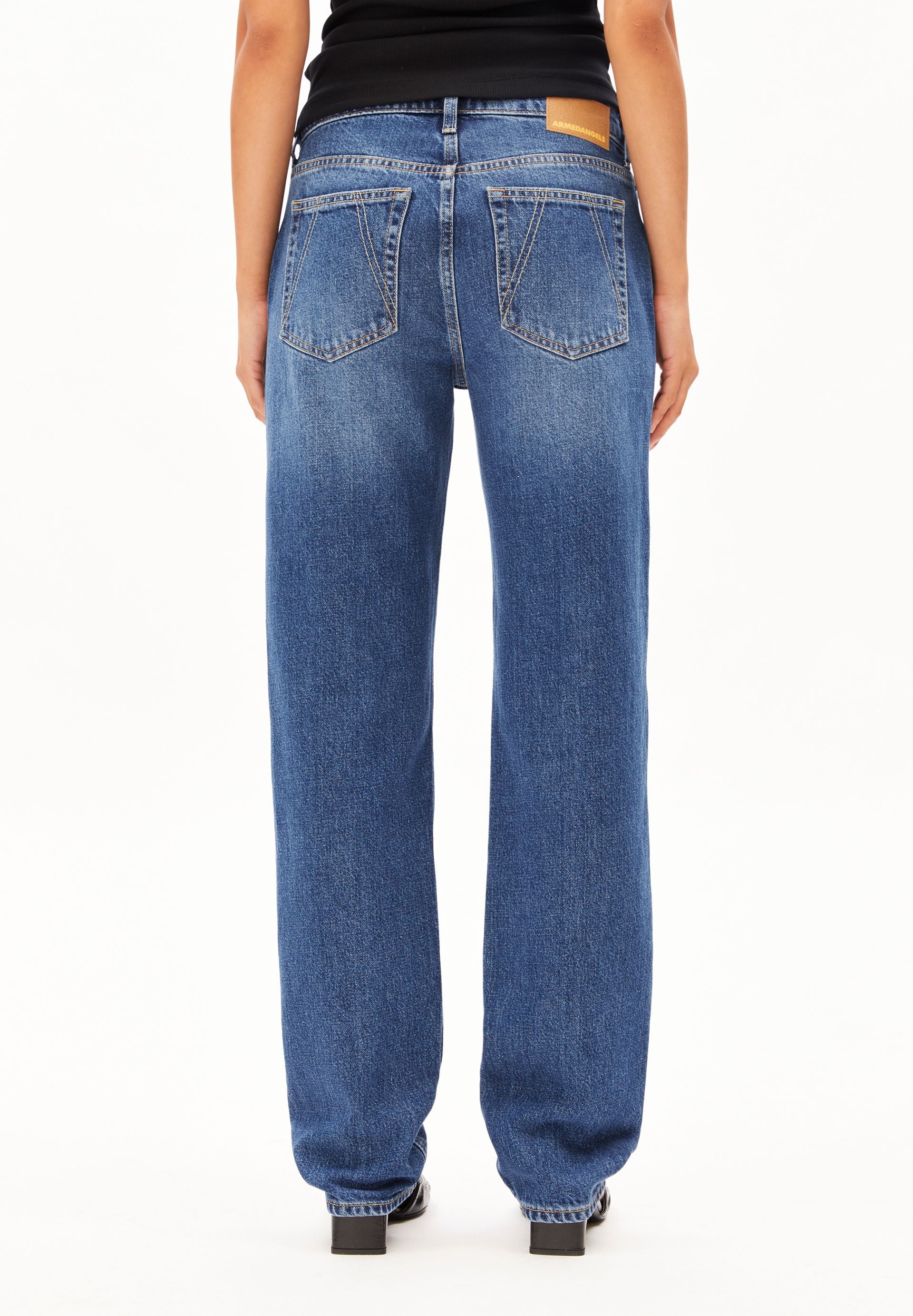 AAVELINE MID WAIST STRAIGHT JEANS | fade - Image 2