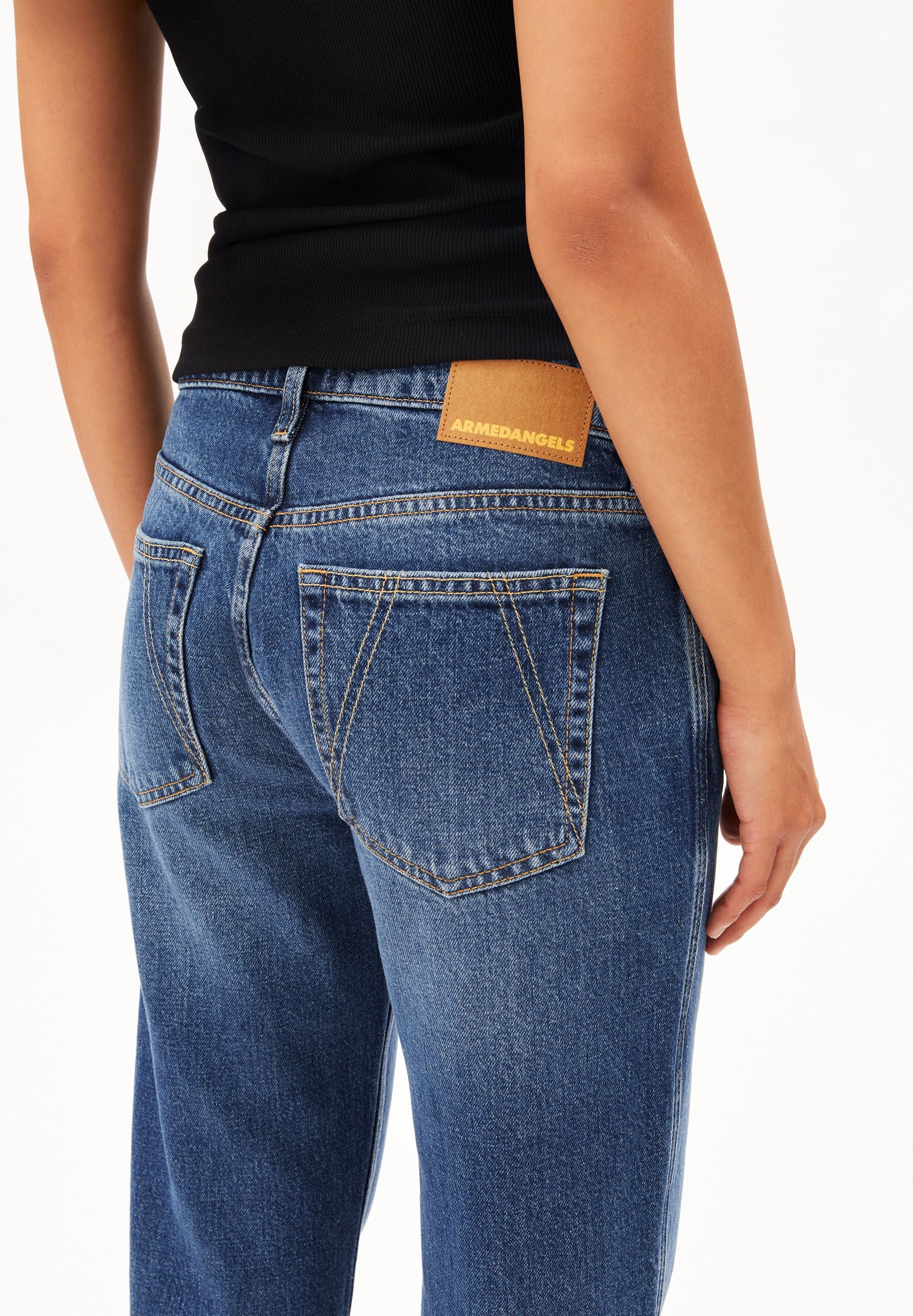 AAVELINE MID WAIST STRAIGHT JEANS | fade - Image 3