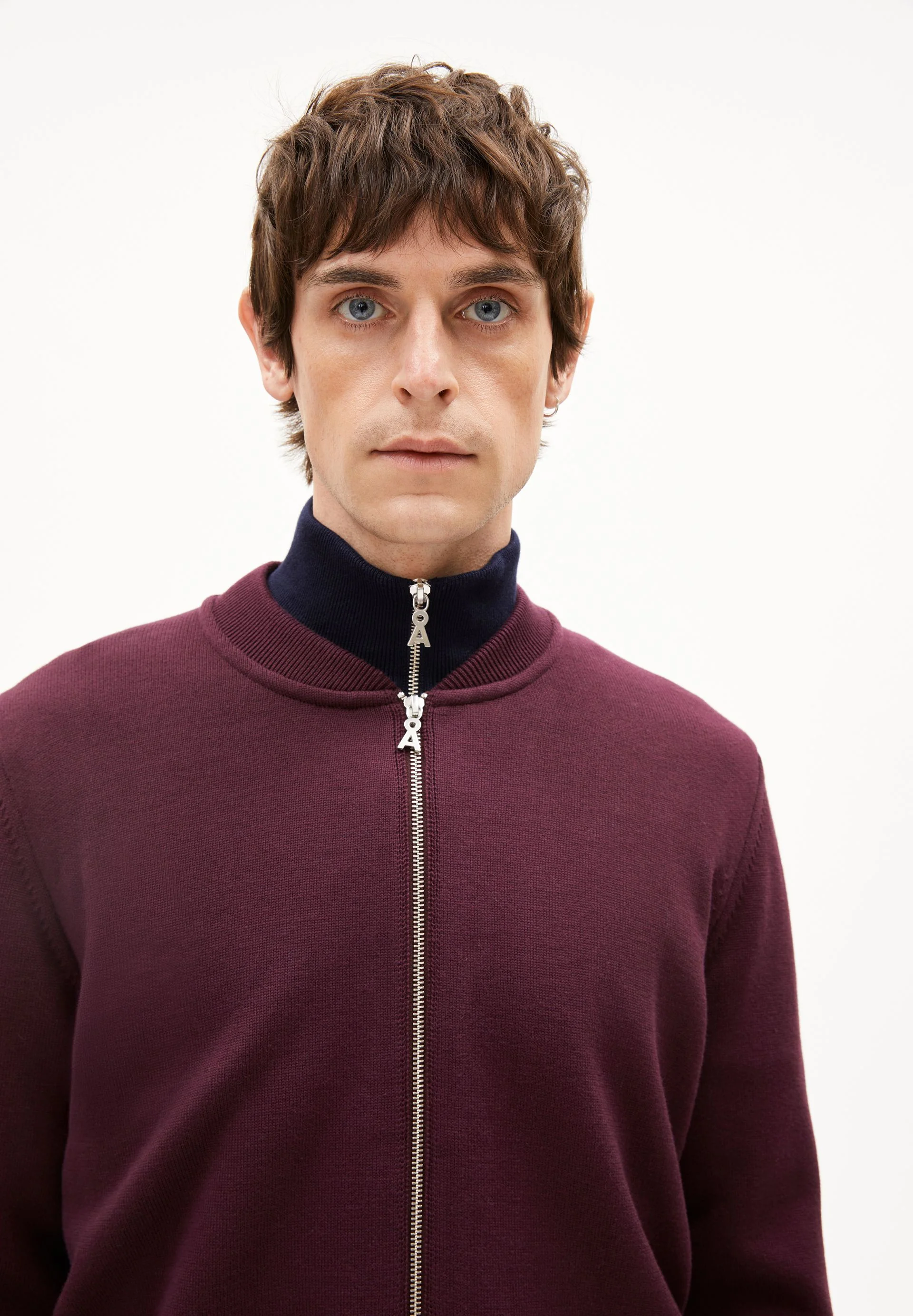 AGAAMON STRICKJACKE | dark cranberry - Image 3