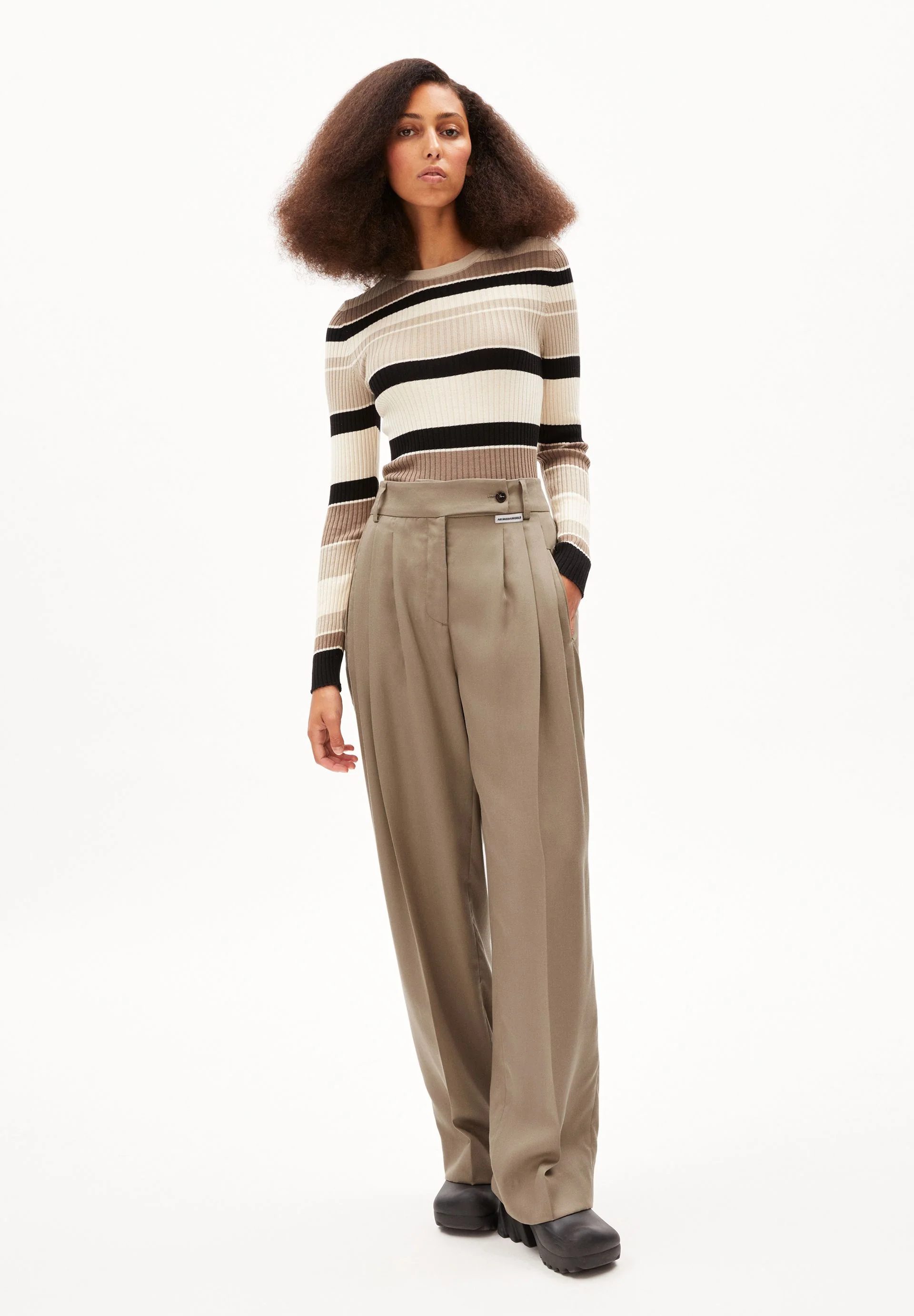 ALAANIA COLLEGE STRIPE | sandstone - Image 5