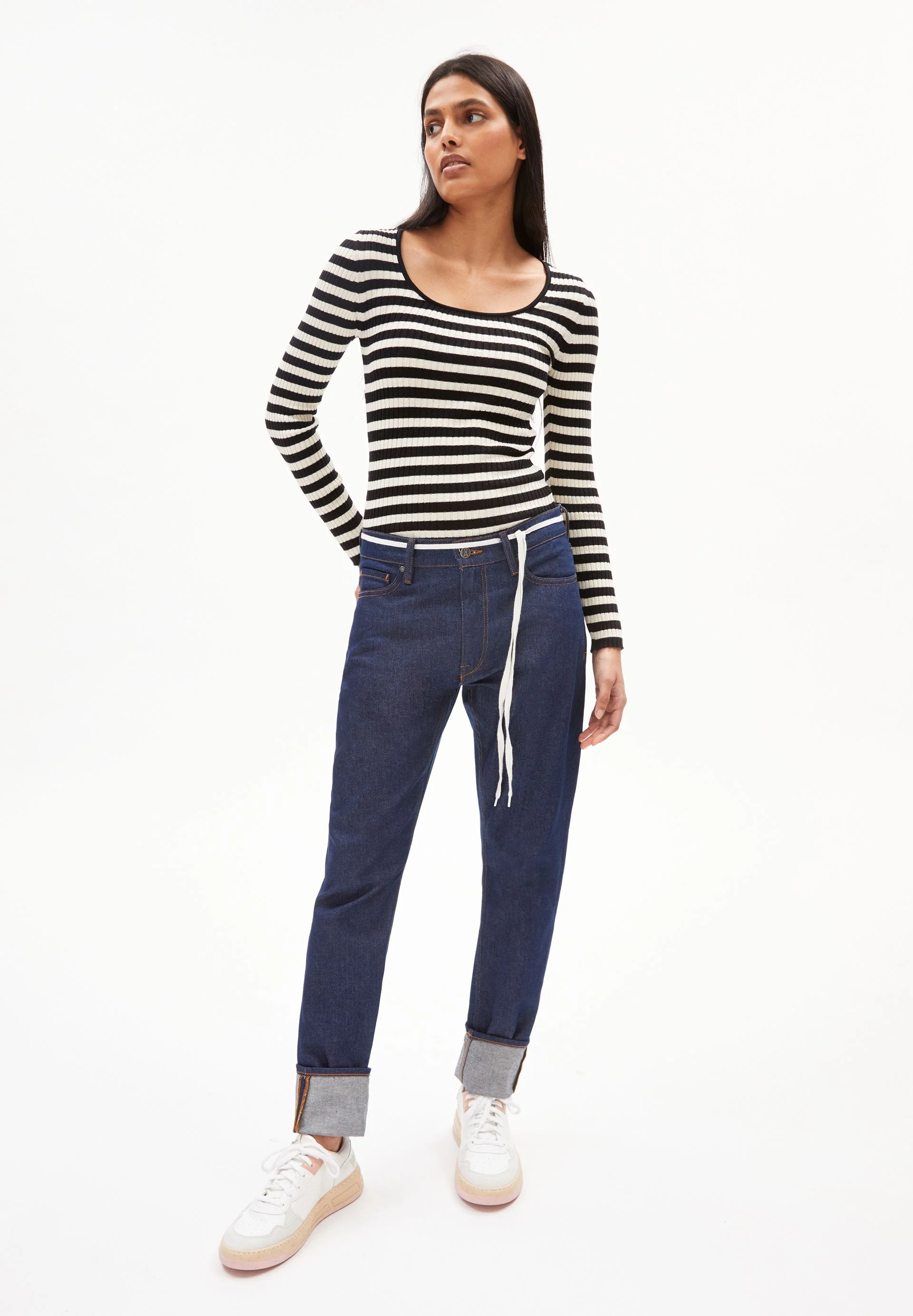 ALAANIA CREWNECK STRIPE | black-oatmilk - Image 5