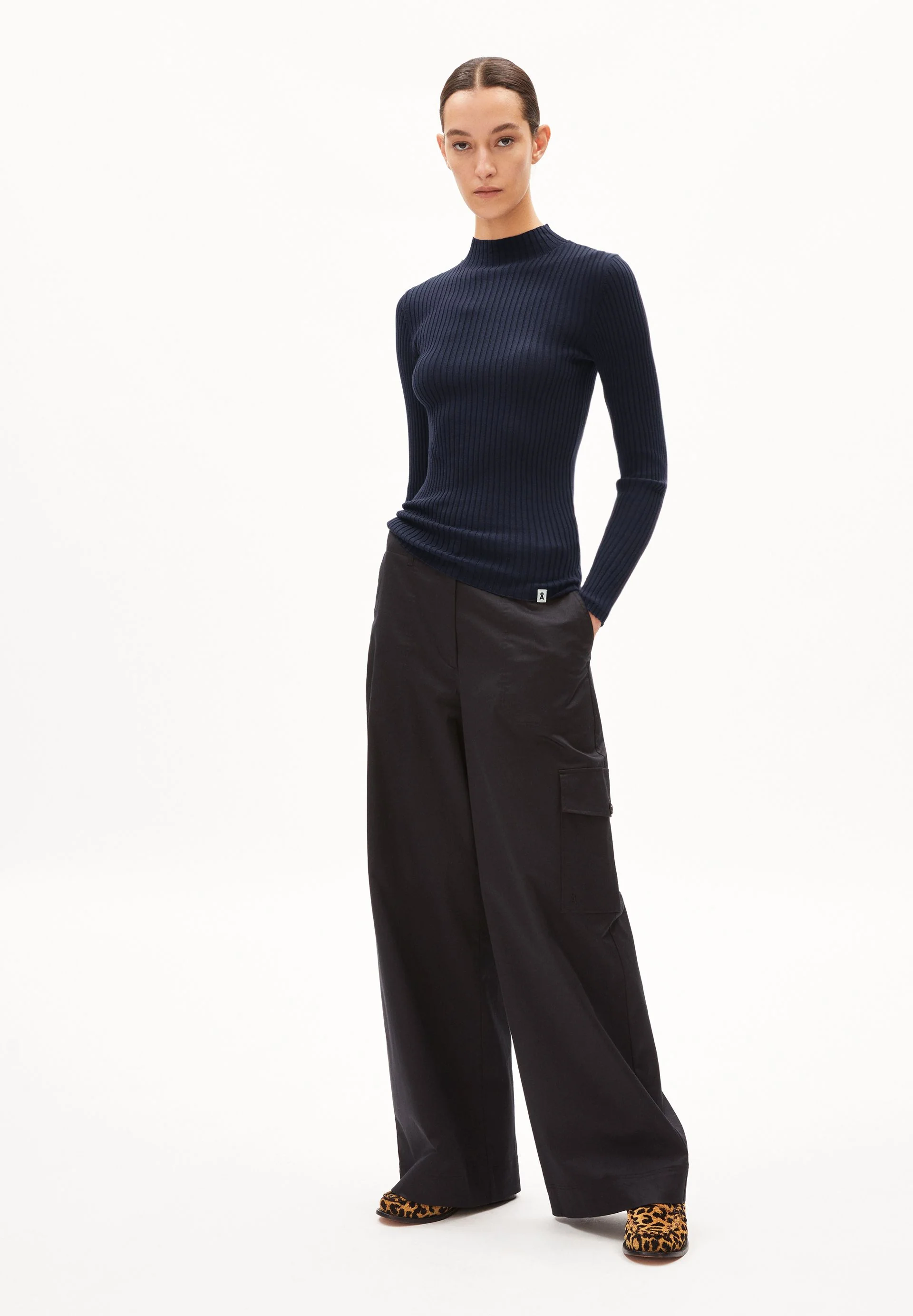 ALAANIA STRICKPULLOVER | night sky - Image 5