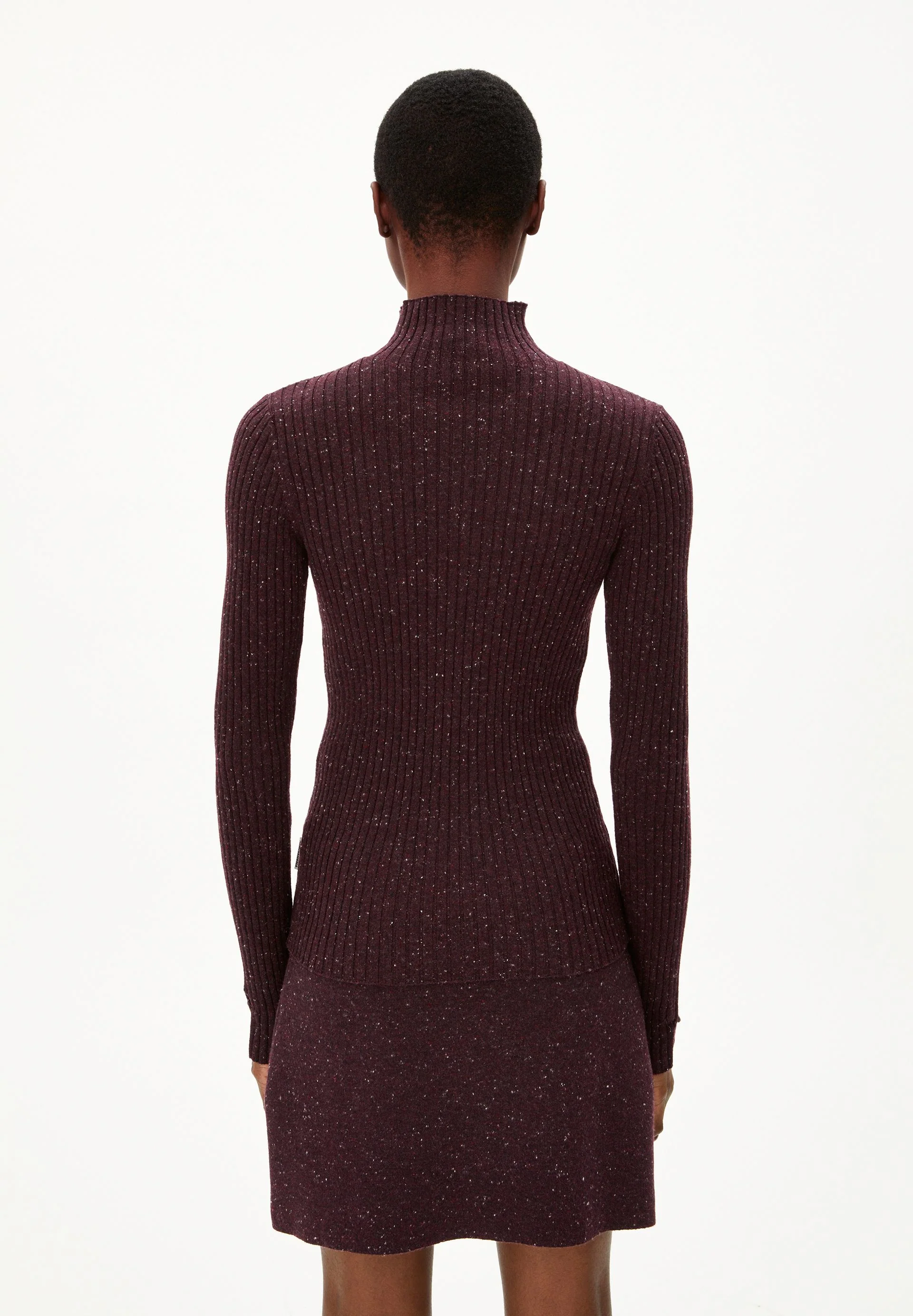 ALAANIA TWEED | dark cranberry - Image 2