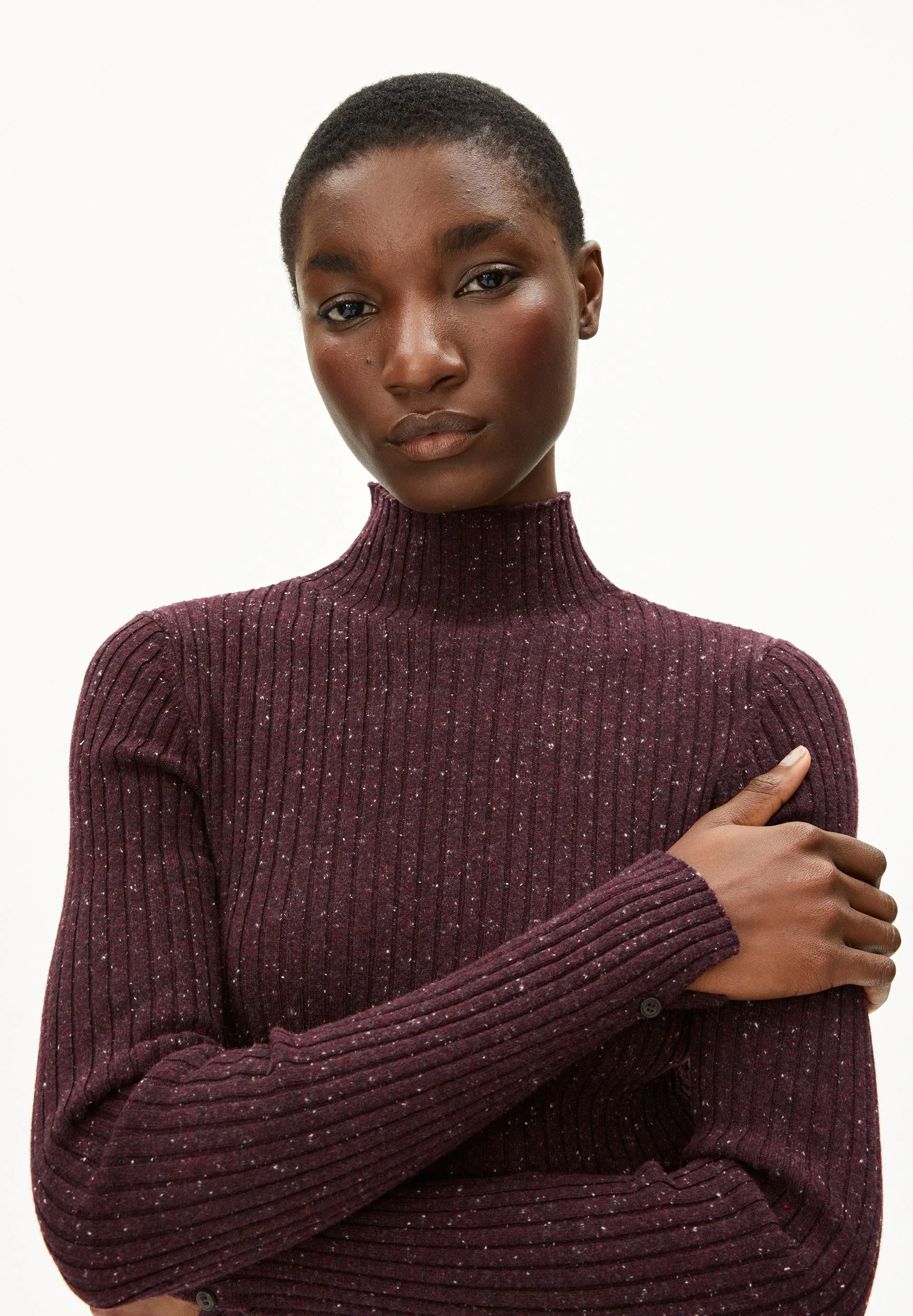 ALAANIA TWEED | dark cranberry - Image 3