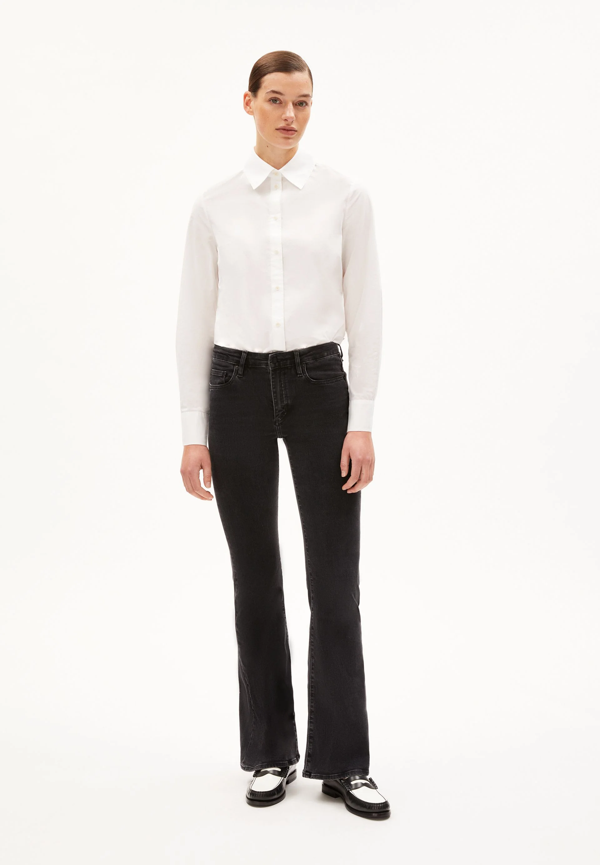 ANAMAA MID WAIST FLARED JEANS | washed down black - Image 5