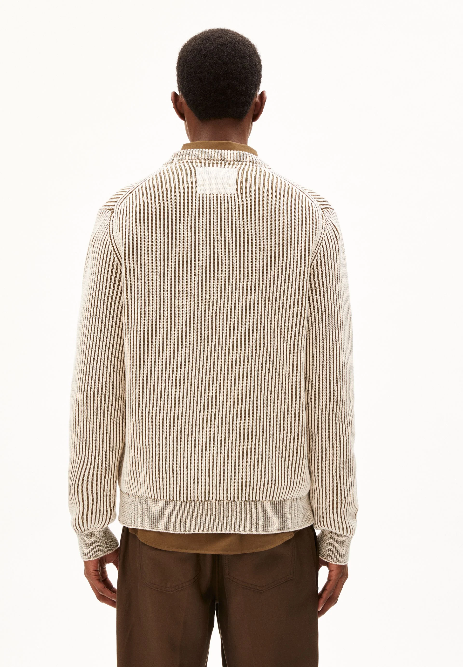 ANDRAAS | oatmilk-dried moss - Image 2