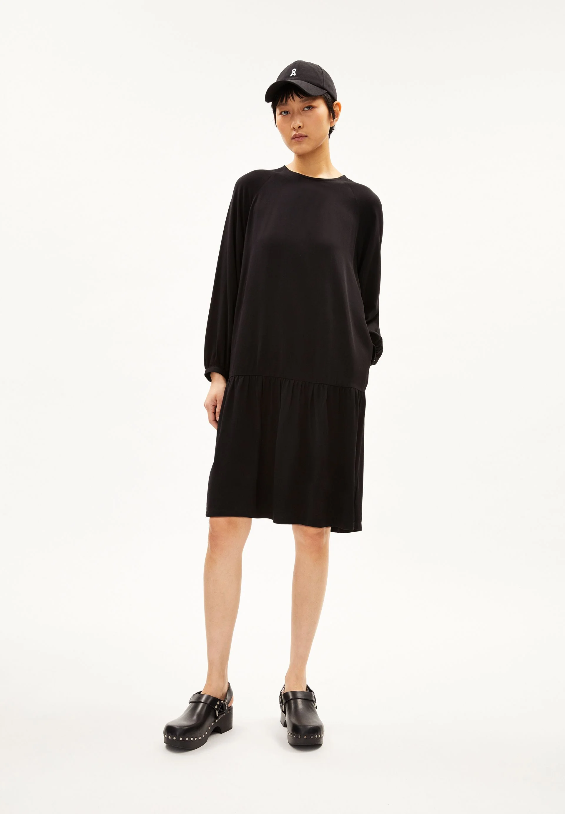ANINAA | black - Image 4