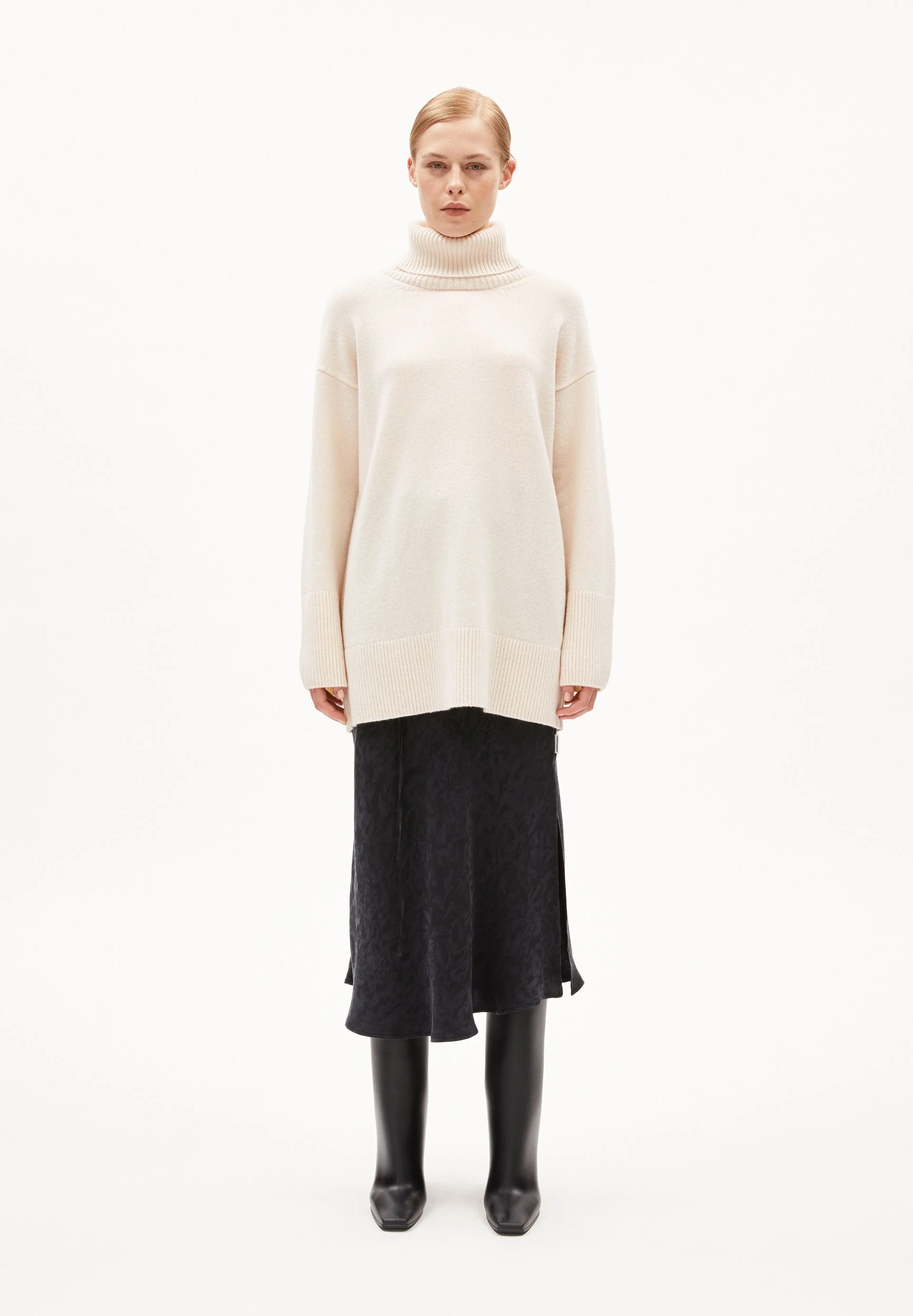 ARDIAA ROLLNECK | oatmilk - Image 5