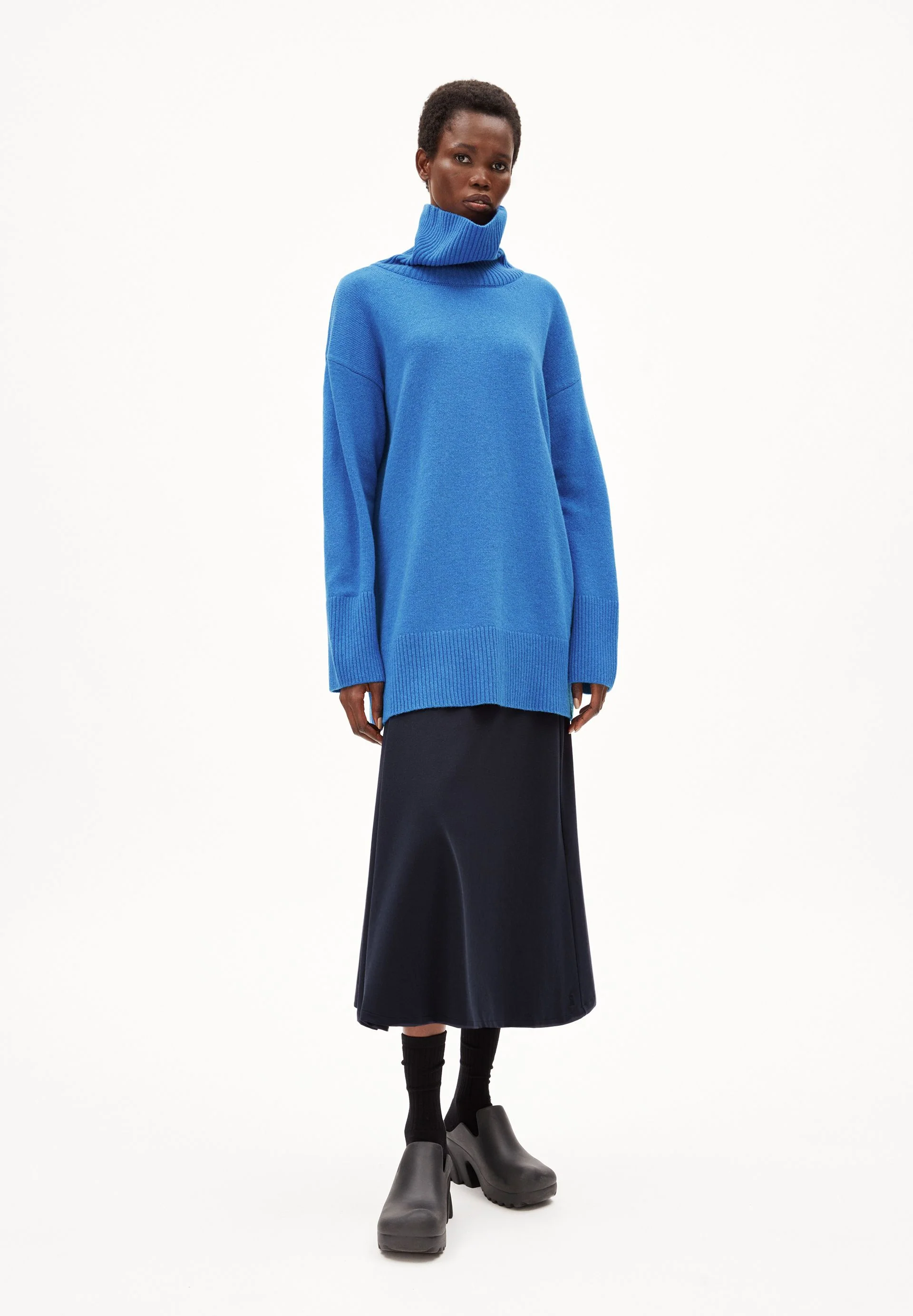 ARDIAA ROLLNECK | warm blue - Image 5