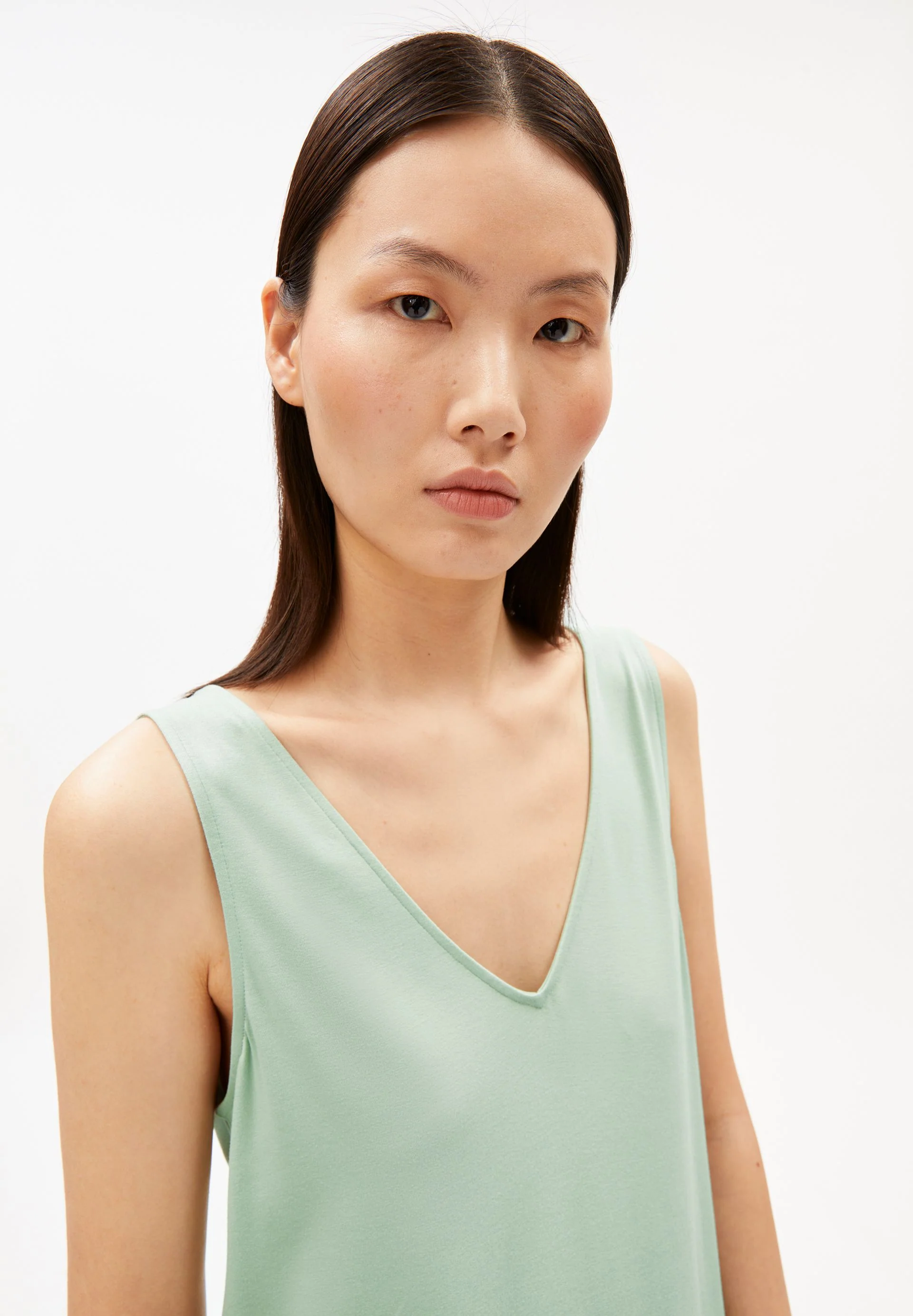 ÄRMELLOSES JERSEY-MIDI-KLEID | foam - Image 3