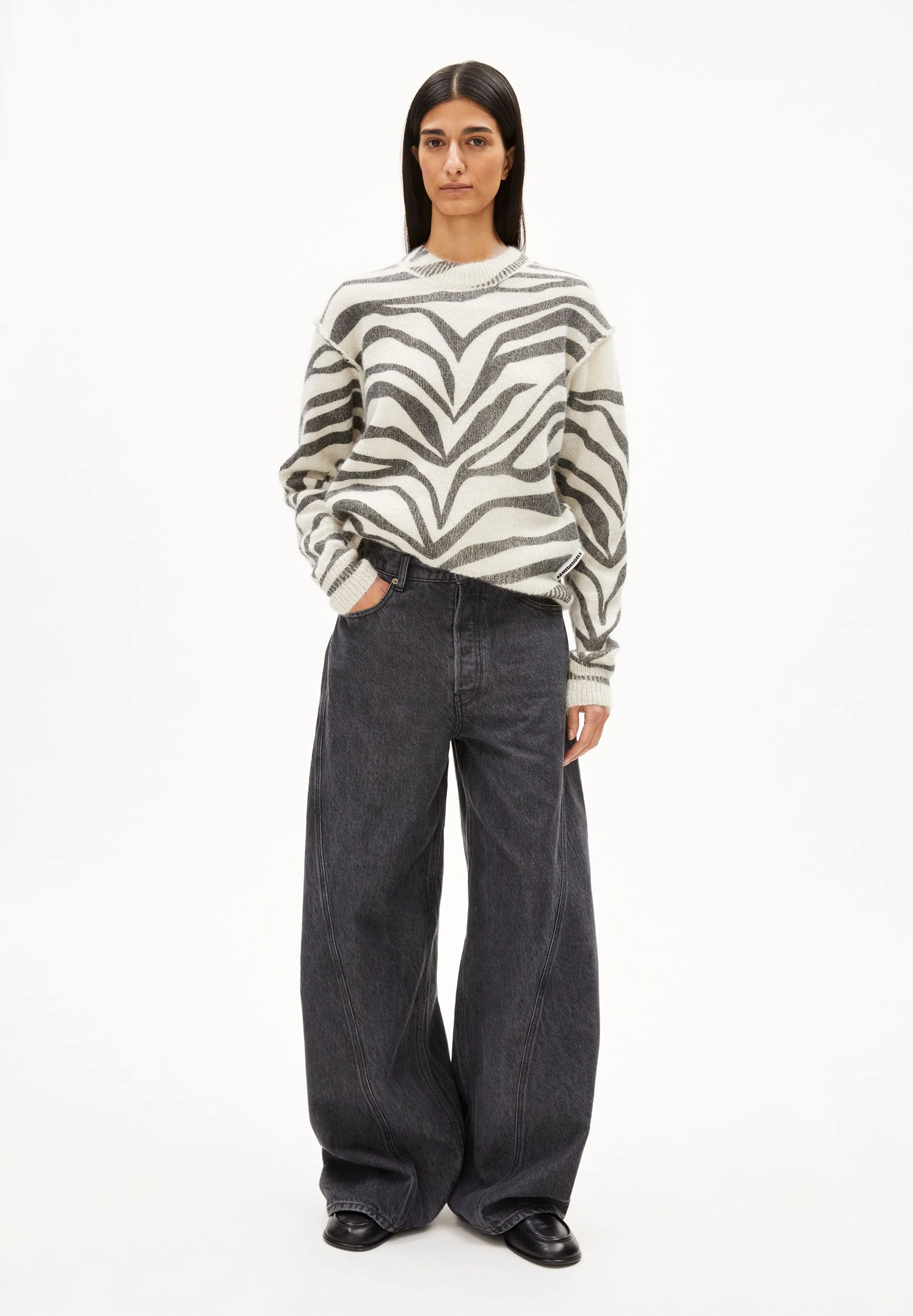 BALBAA PREMIUM ZEBRARAA STRICKPULLOVER | oatmilk-black - Image 5