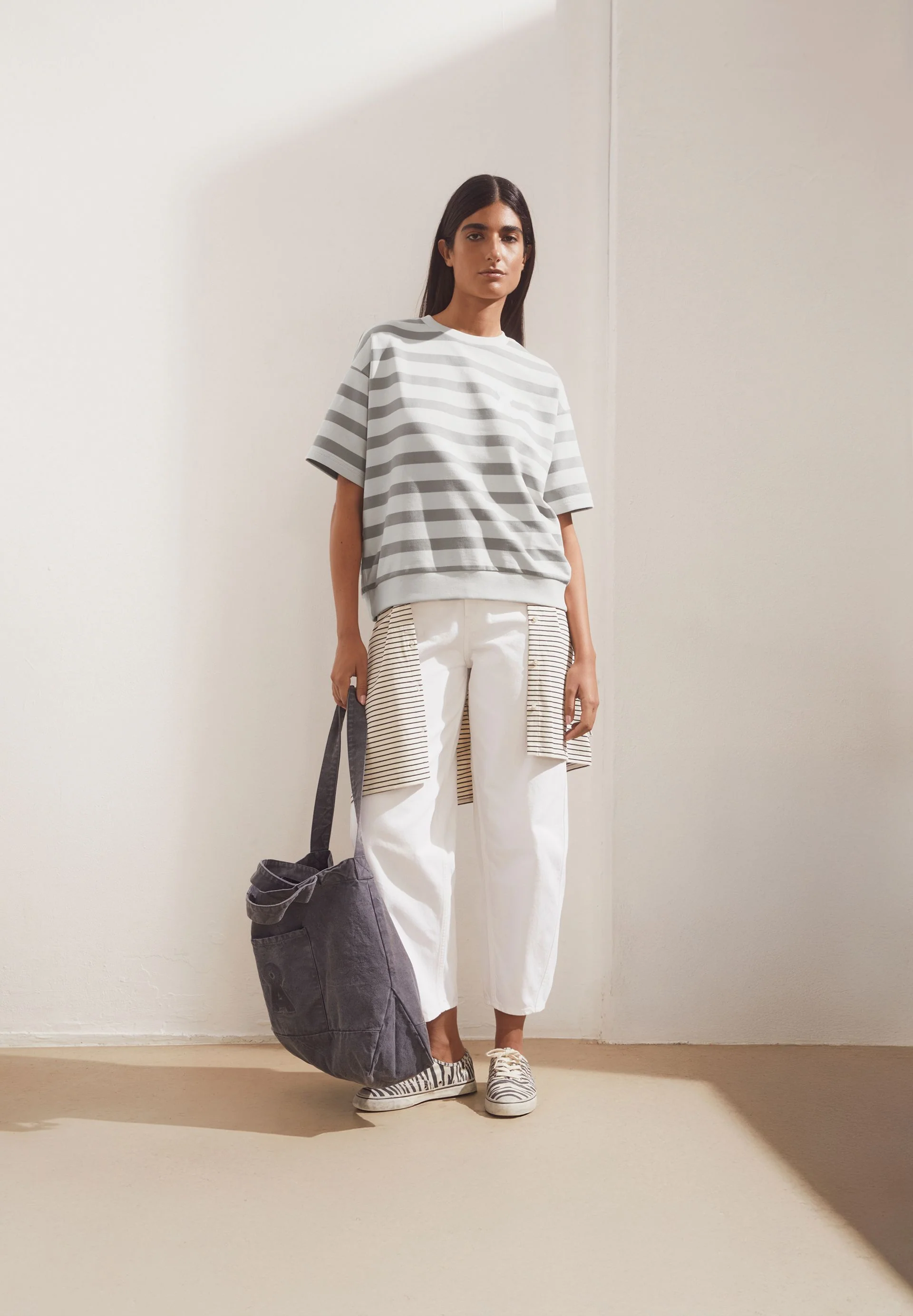 BAMIKAA  GESTREIFTES SWEATSHIRT | undyed-seal grey - Image 4