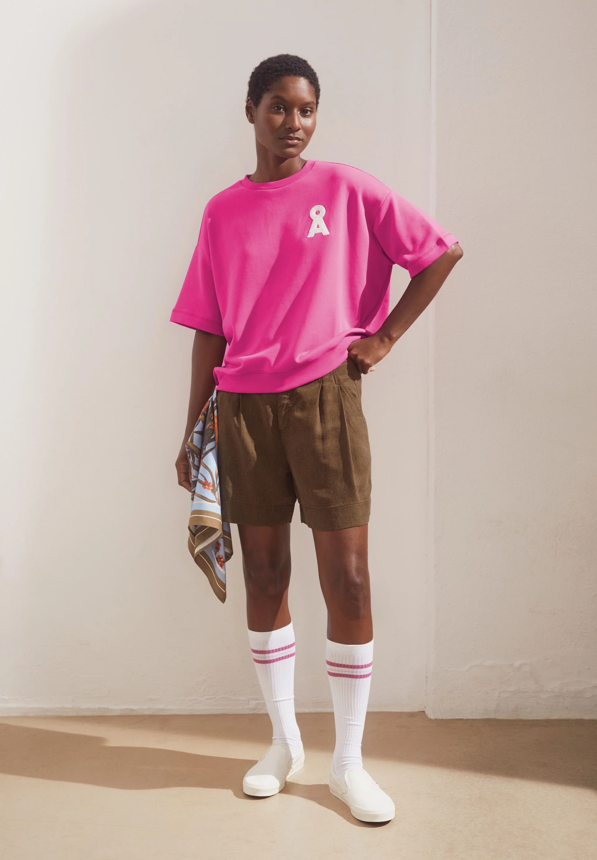BAMIKAA SWEATSHIRT | very berry - Image 4