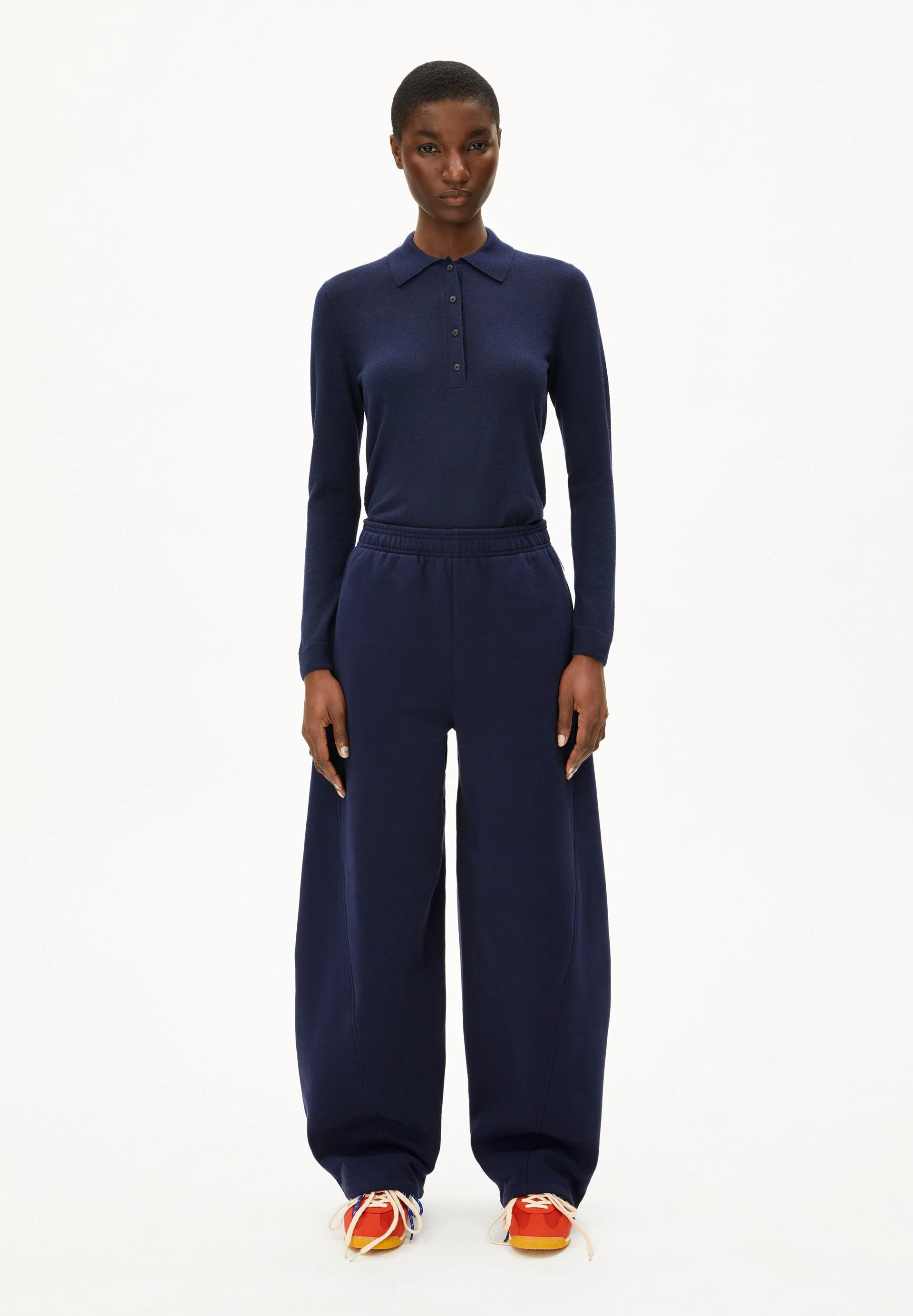 BELLAISAA | tinted navy - Image 5