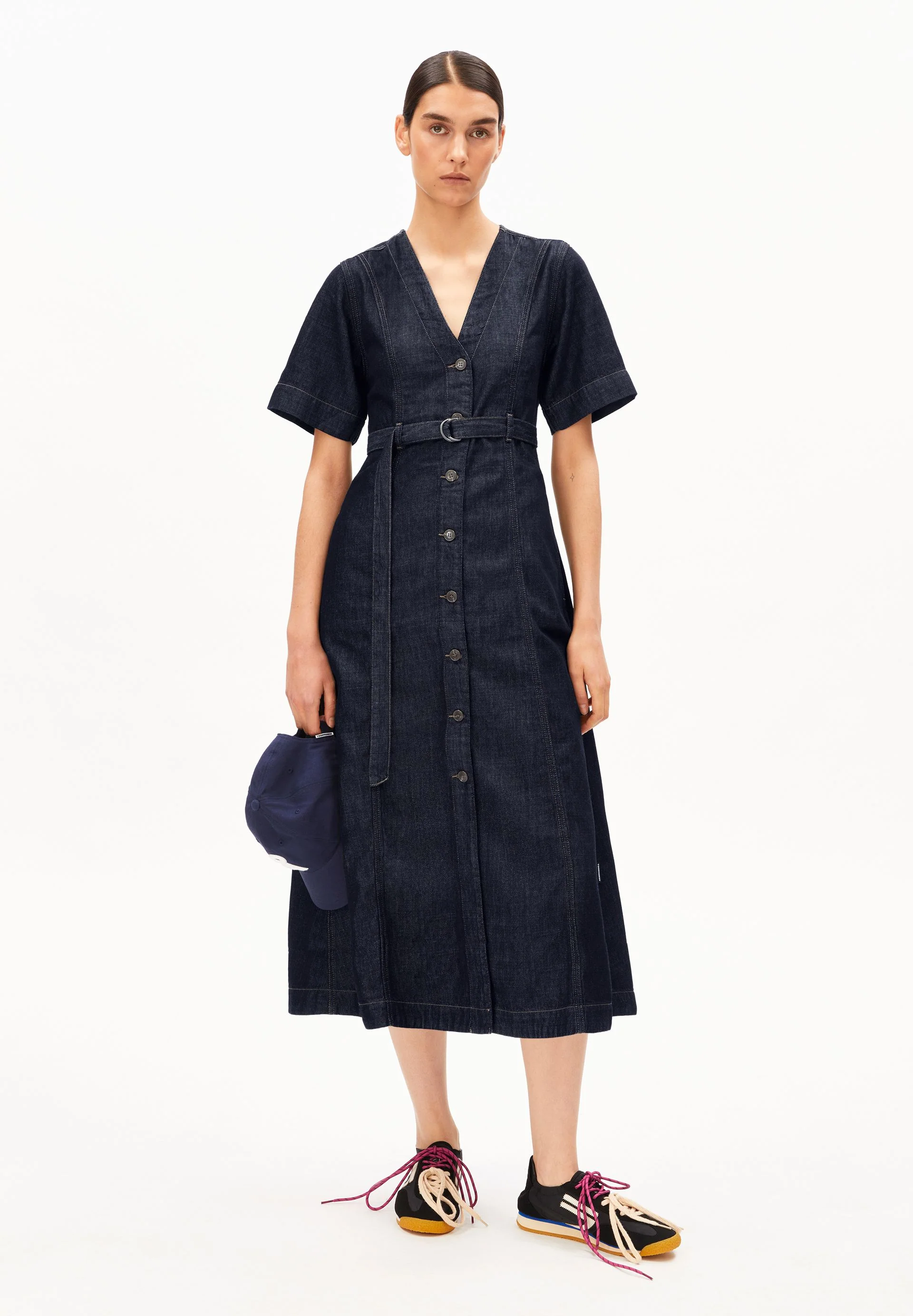 JEANS-MIDI-KLEID MIT GÜRTEL | rinse - Image 5