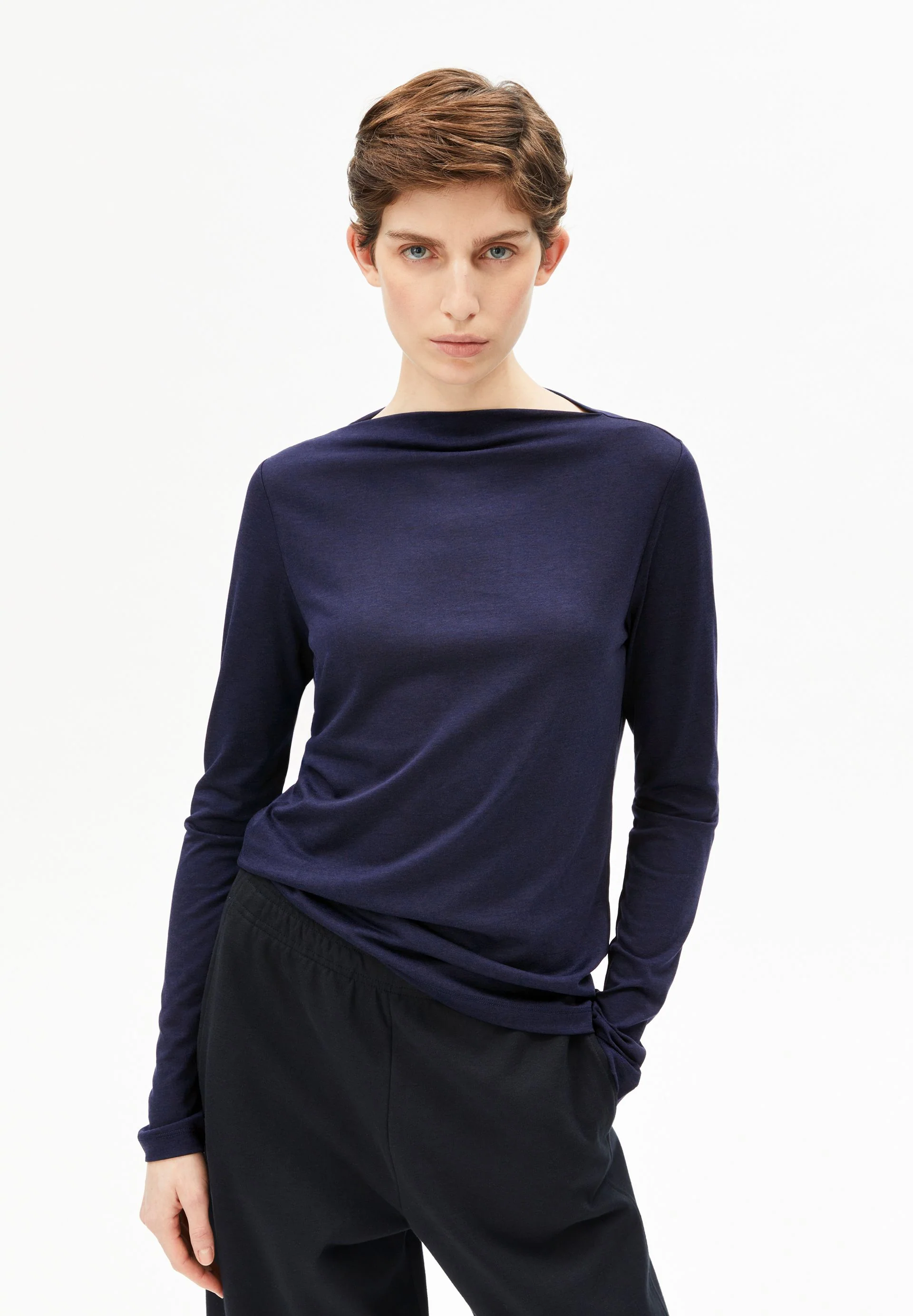 BOAT NECK LONGSLEEVE - Image 3
