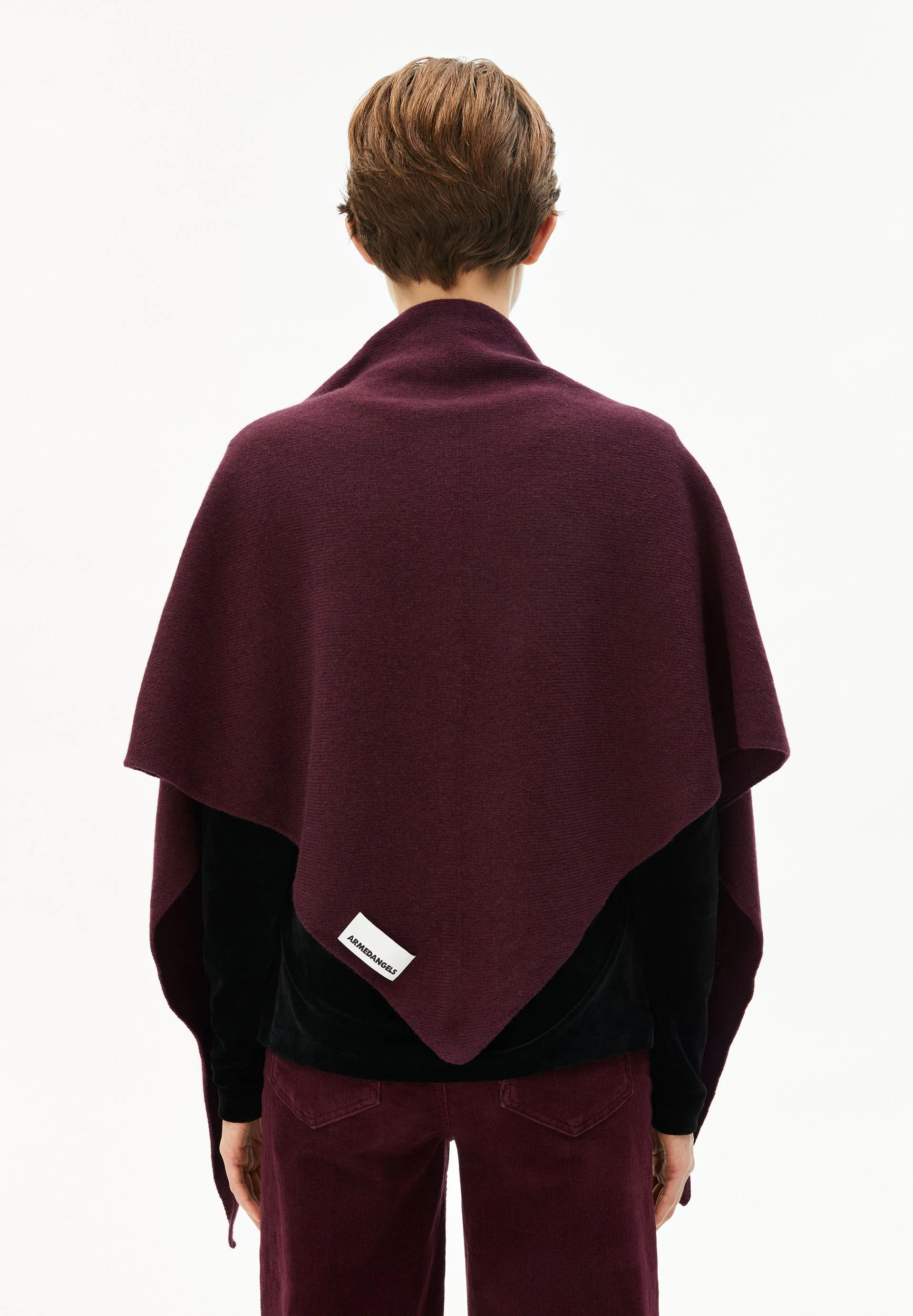 BRYANAA TRIANGLE SCARF | dark cranberry - Image 2