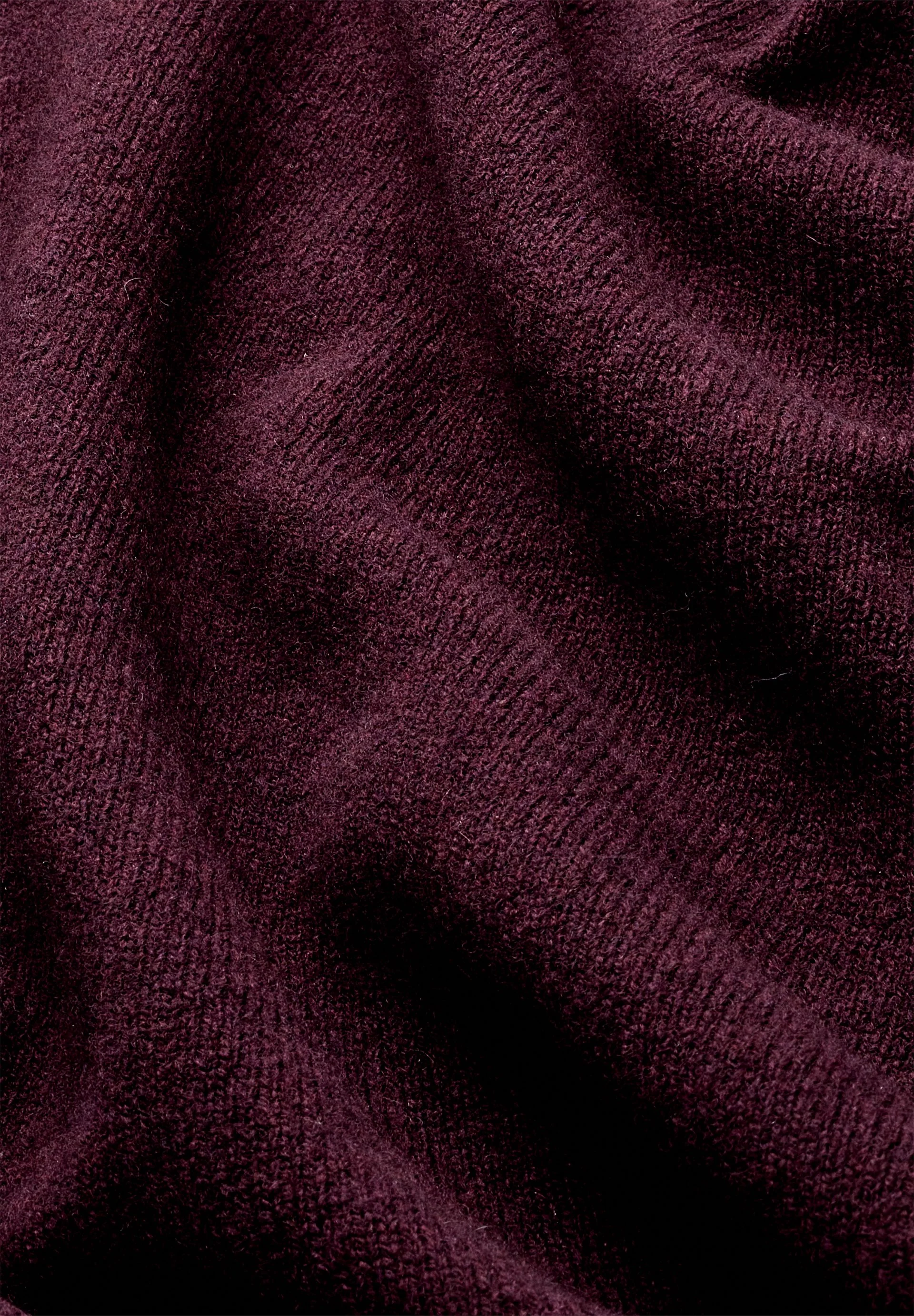 BRYANAA TRIANGLE SCARF | dark cranberry - Image 4
