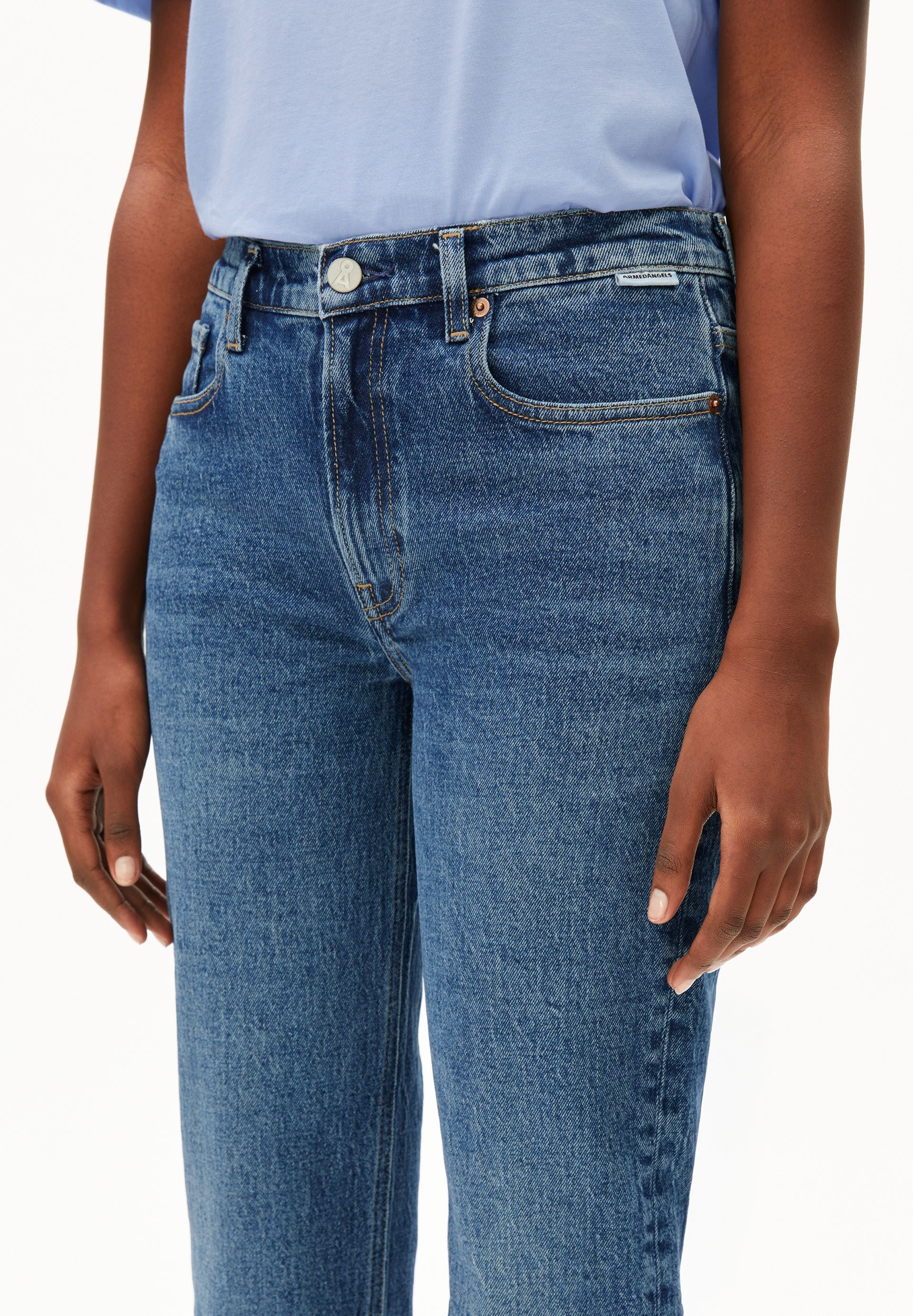 CARENAA MID STRAIGHT JEANS | atmospheric - Image 3