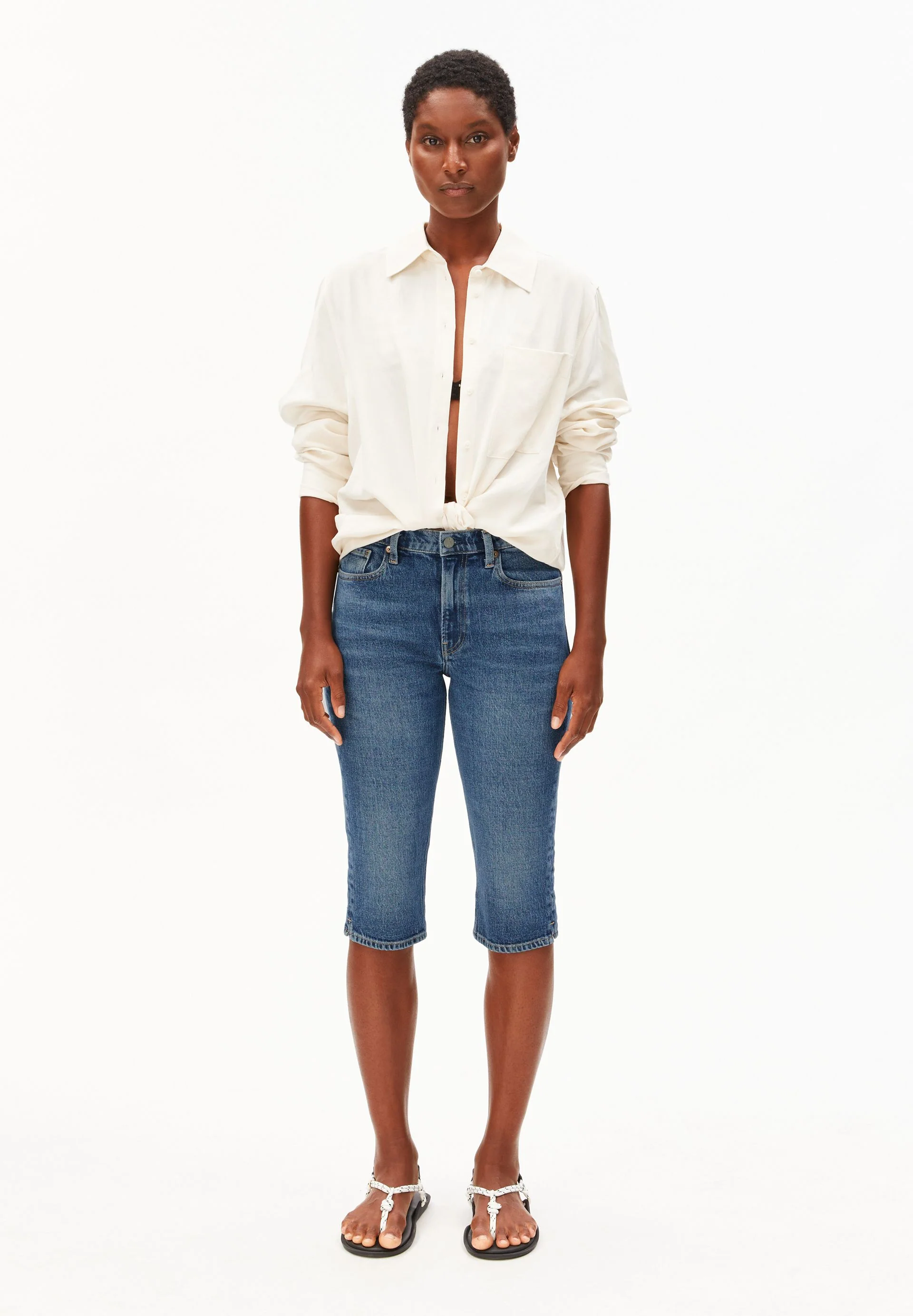 CARENAA CAPRI MID WAIST JEANS | atmospheric - Image 5