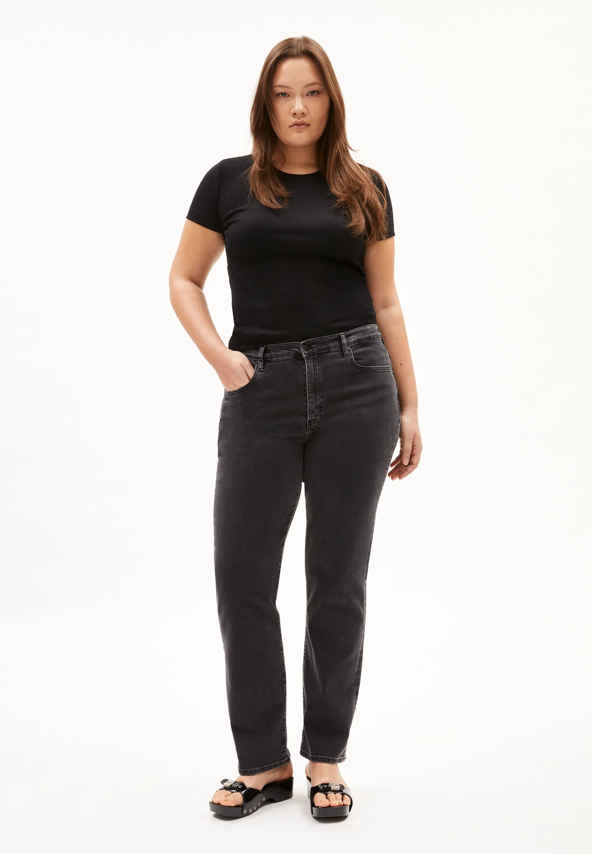 CARENAA MID STRAIGHT JEANS | true ebony black - Image 7