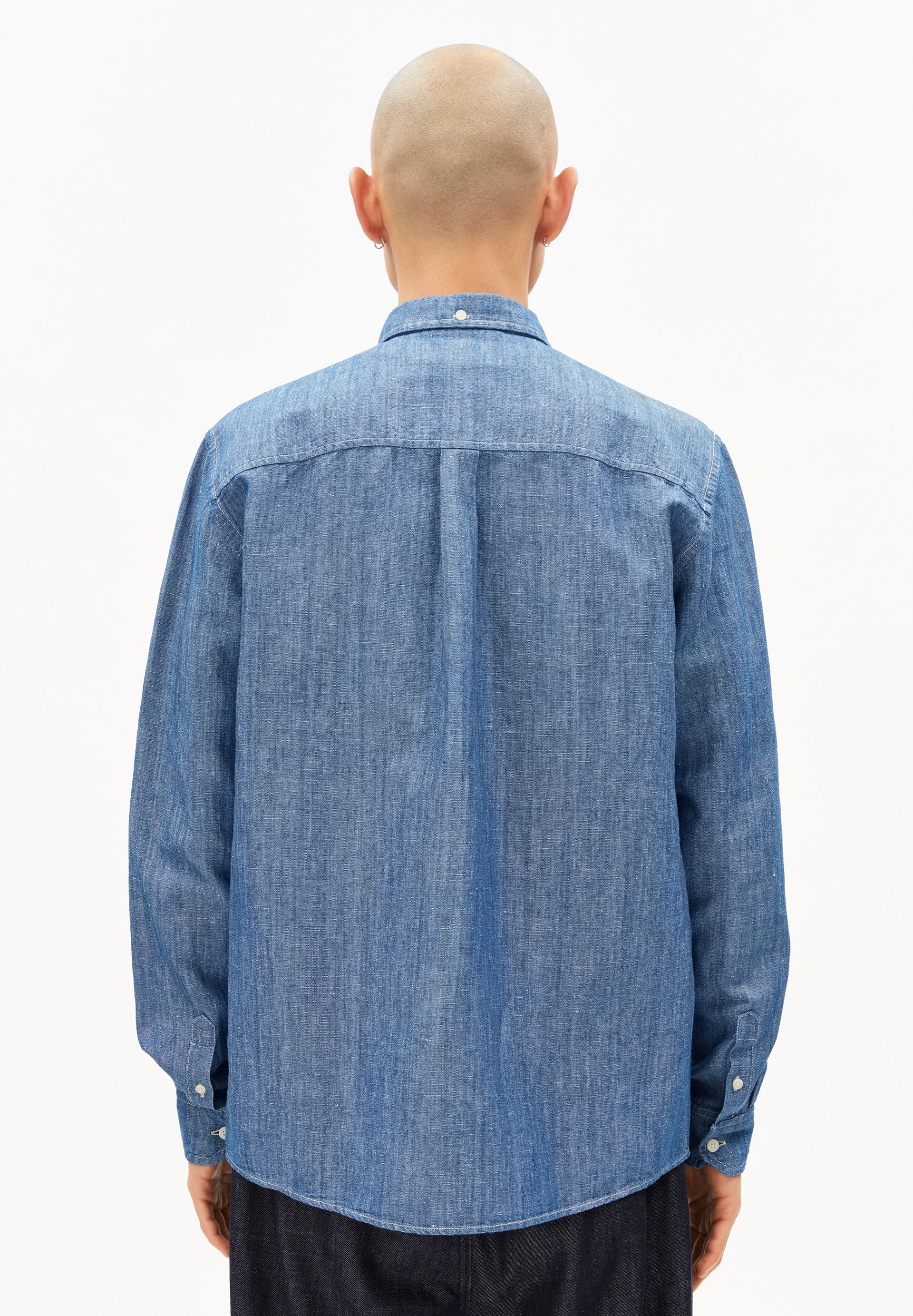 CHAMBRAY-LEINEN LANGARMHEMD | esla - Image 2