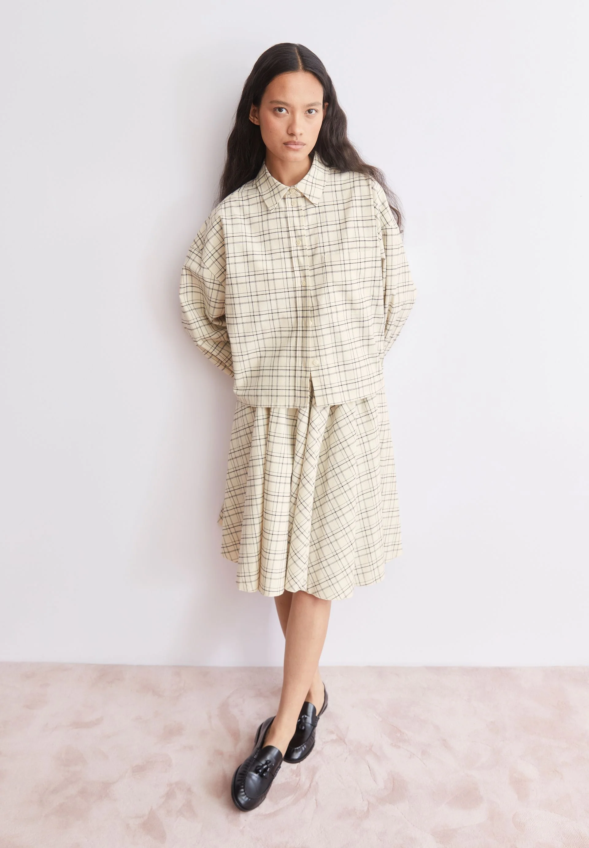KARIERTE BOXY BLUSE | oatmilk-black - Image 4