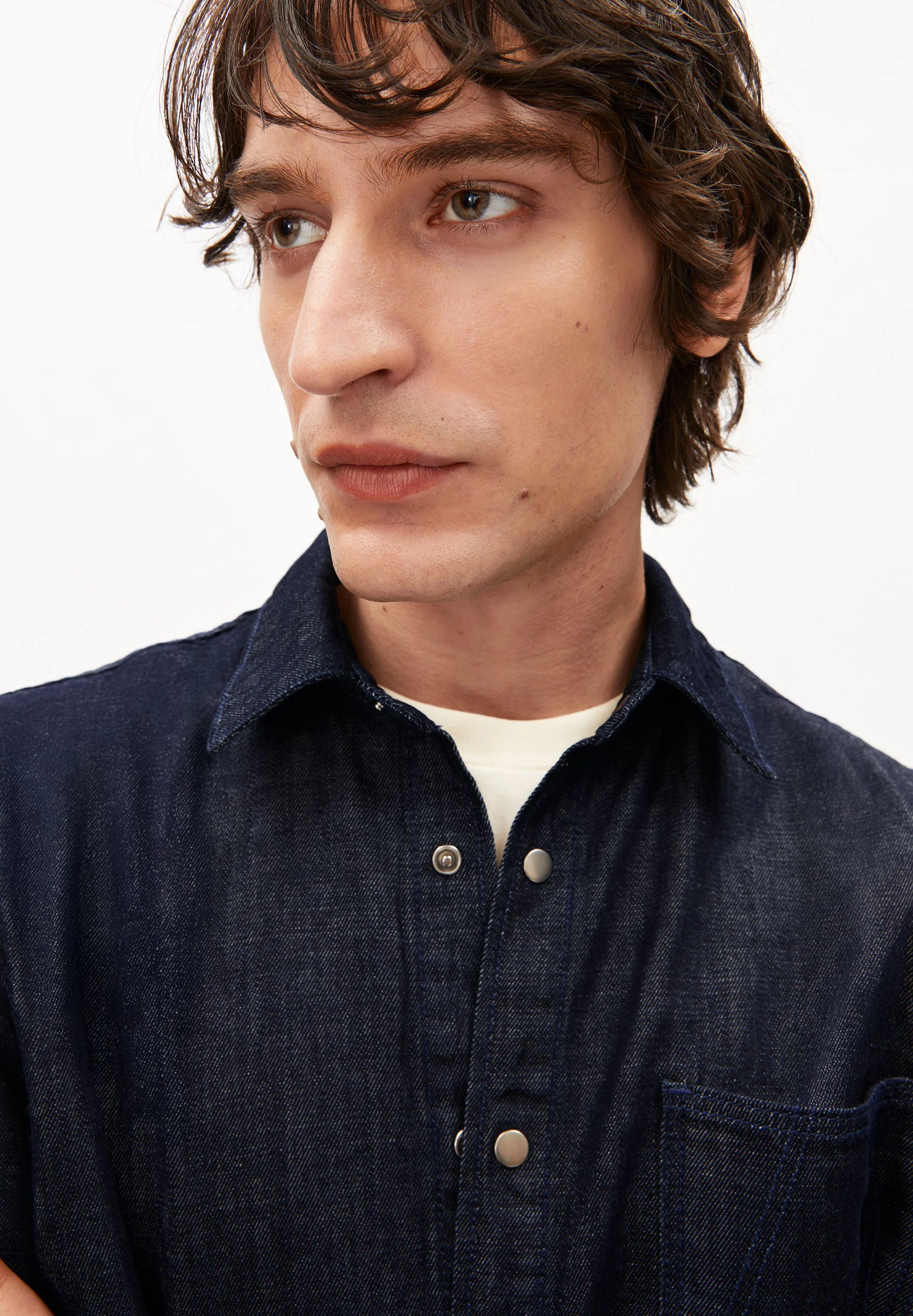 DUNKEL GEWASCHENES JEANSHEMD | rinse - Image 3