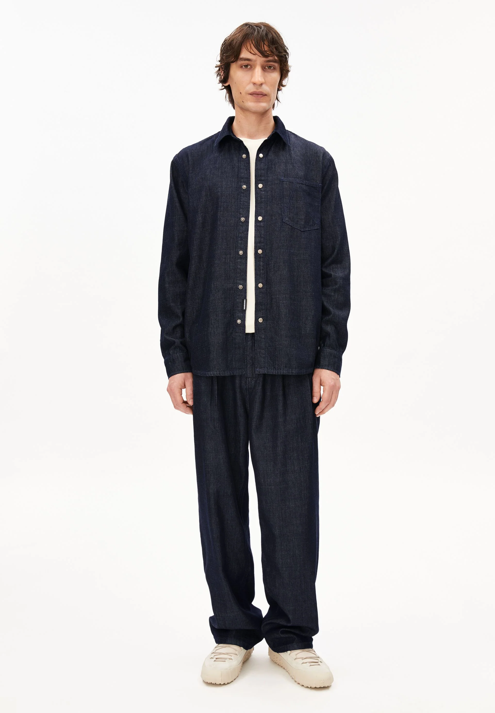 DUNKEL GEWASCHENES JEANSHEMD | rinse - Image 5