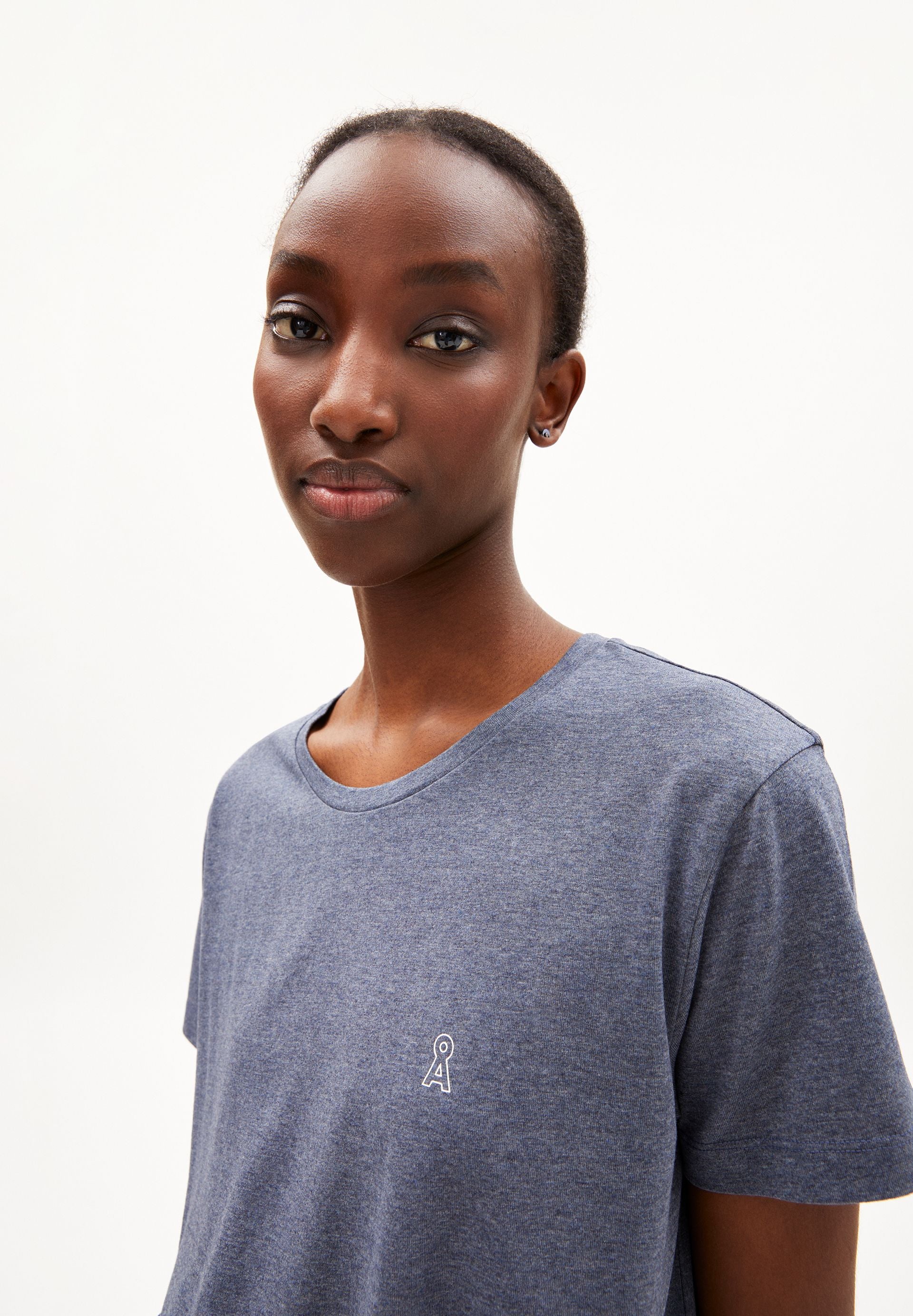 DEAAH ICONIC | used navy - Image 3