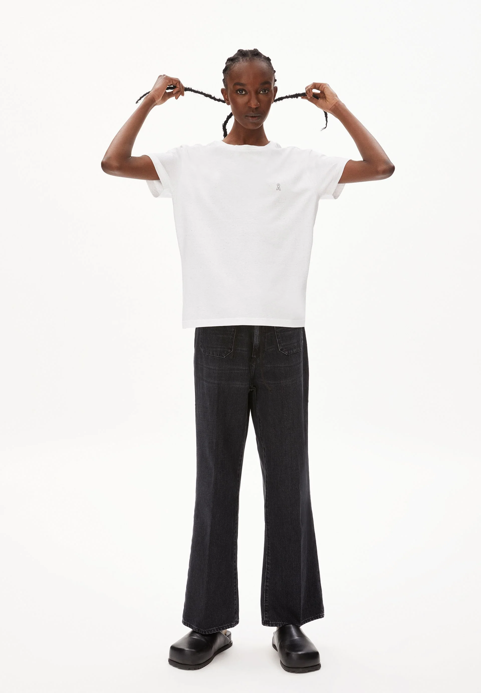 DEAAH ICONIC | used white - Image 5