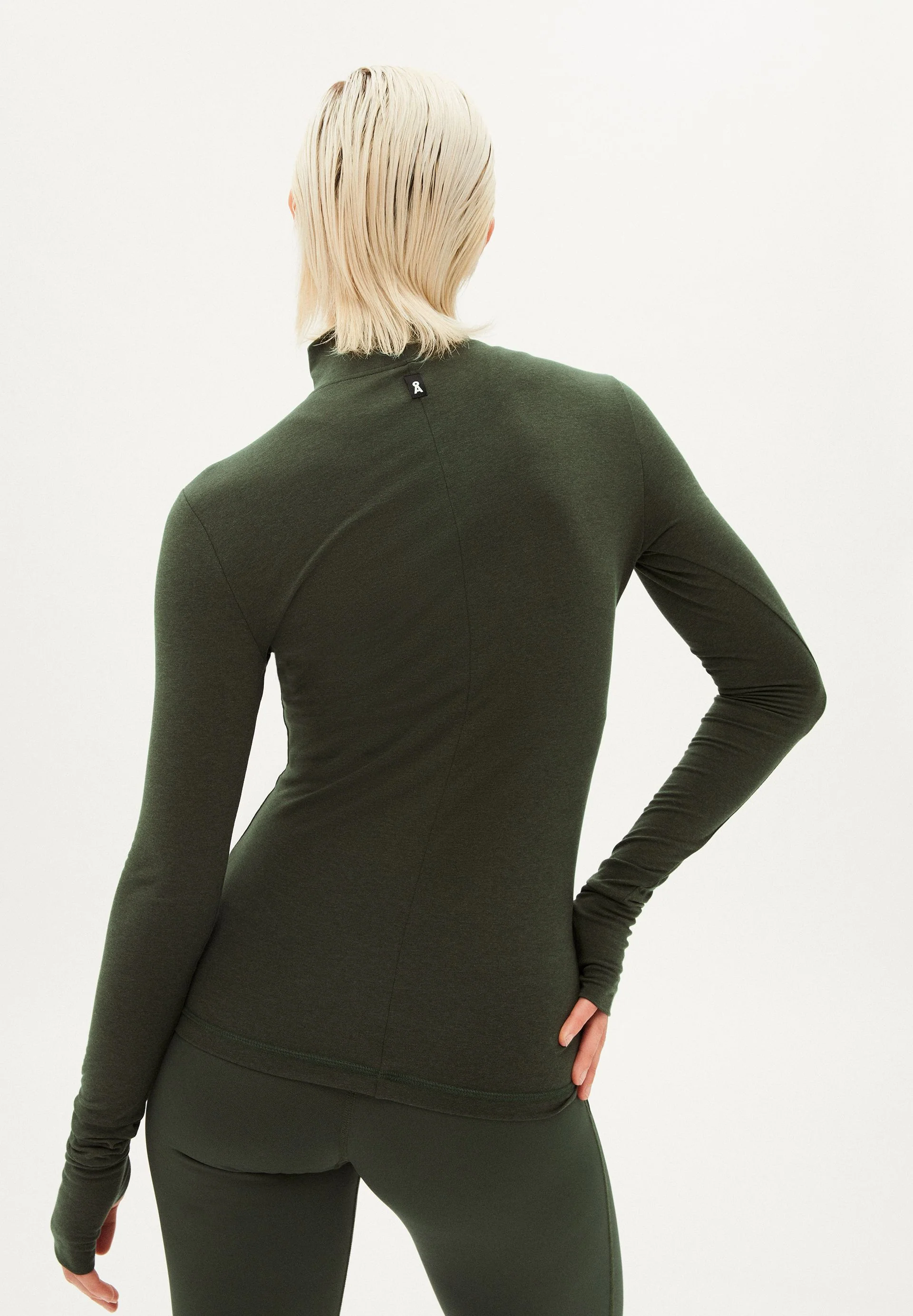 DESNAA | light carbon green - Image 2
