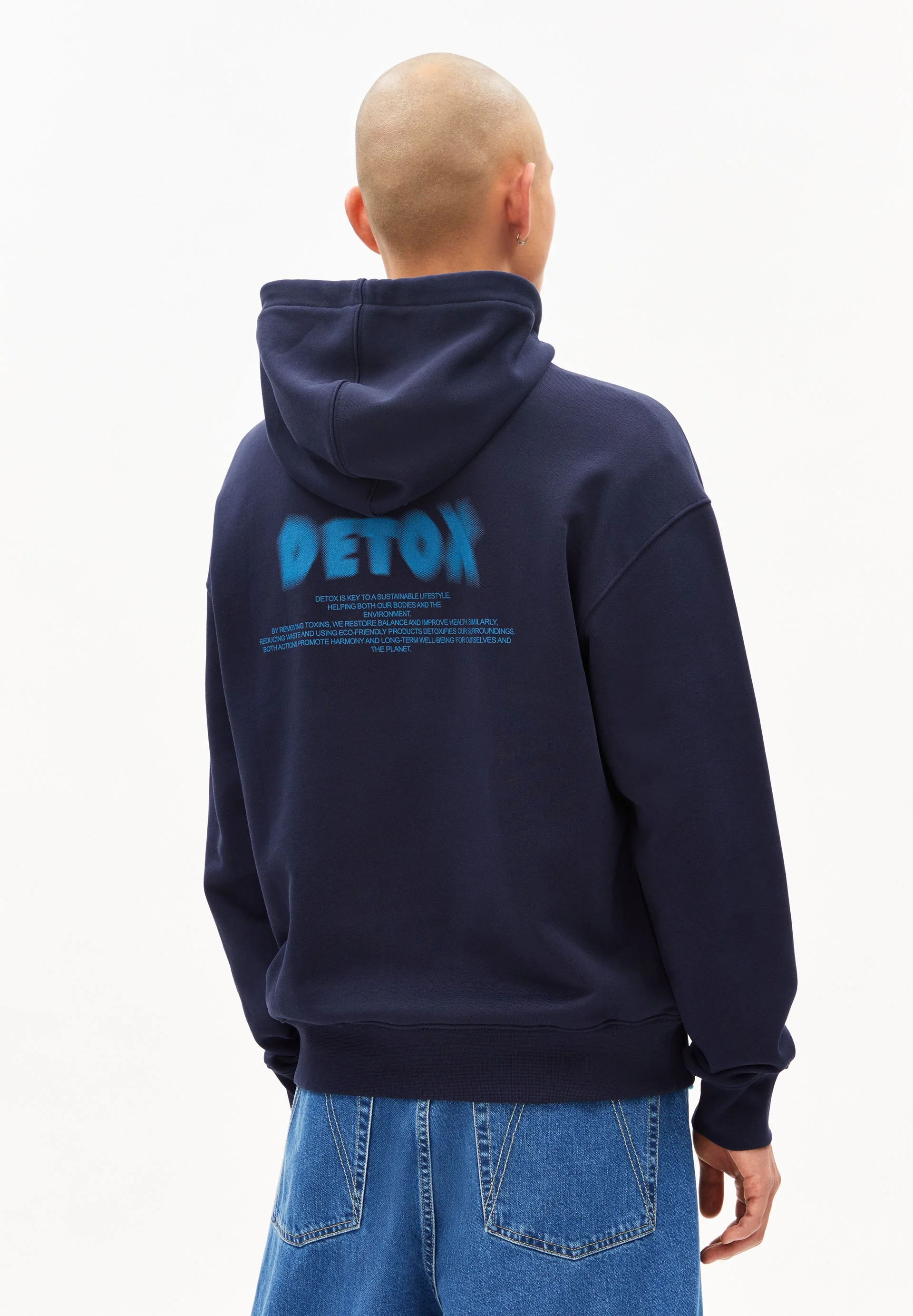 DETOX ARTWORK SWEATHOODIE | tinted navy - Image 2